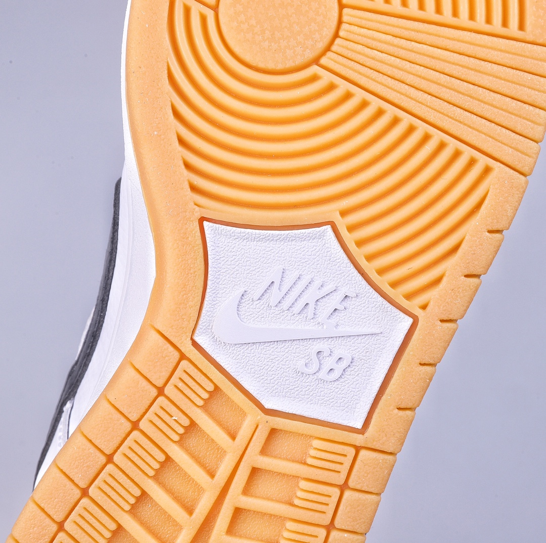 200 Nike SB Dunk Low Pro lso ”White Gum” 白黑生胶 CD2563-101