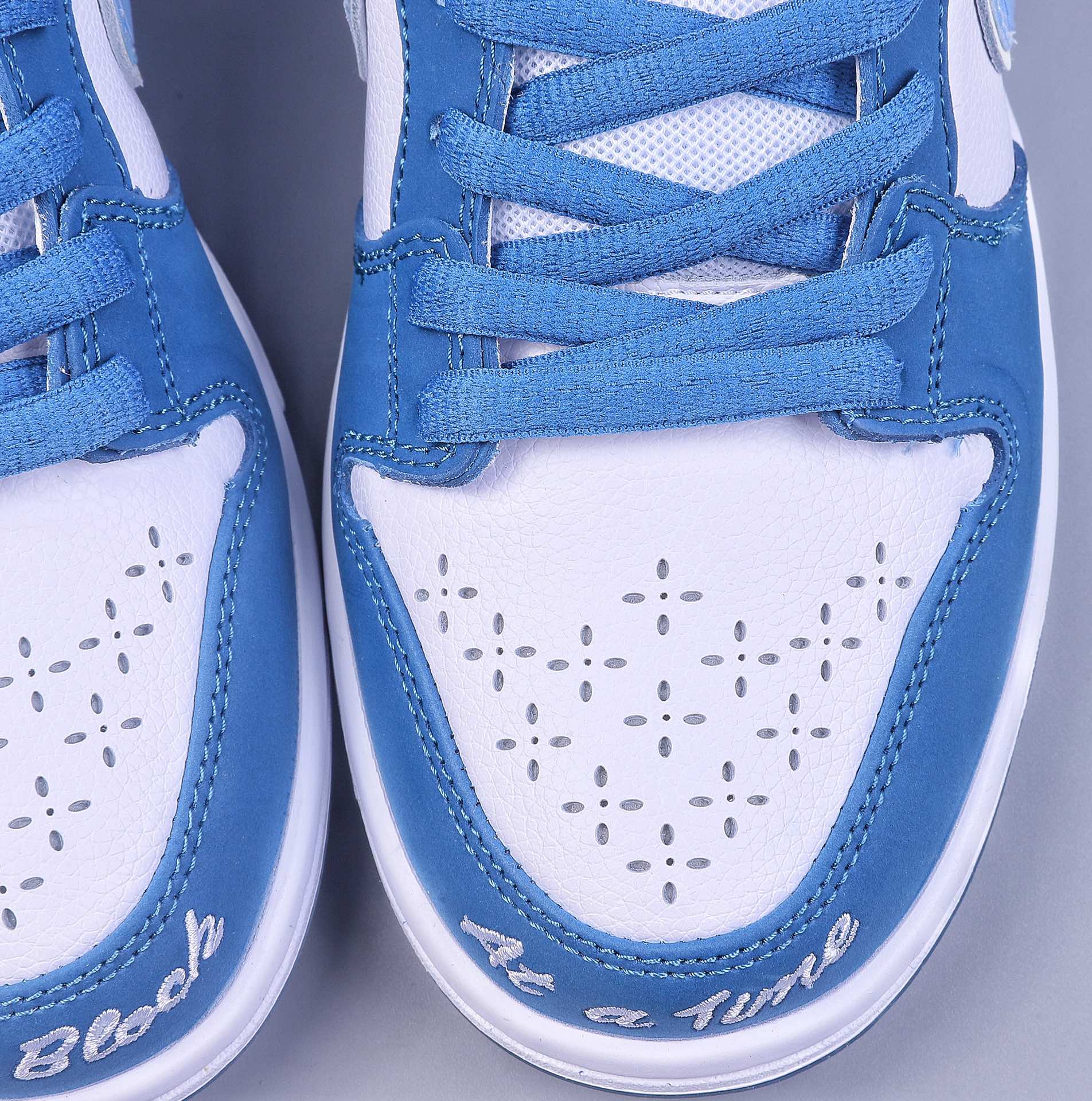 210 联名款 Born x Raised x Nike Dunk SB low ”Release Date” 蓝白色 FN7819-400