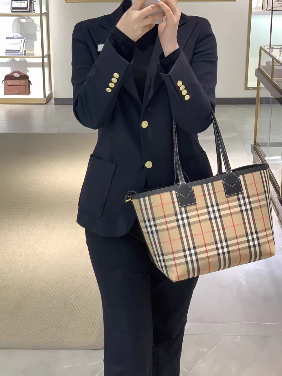 Burberry 5