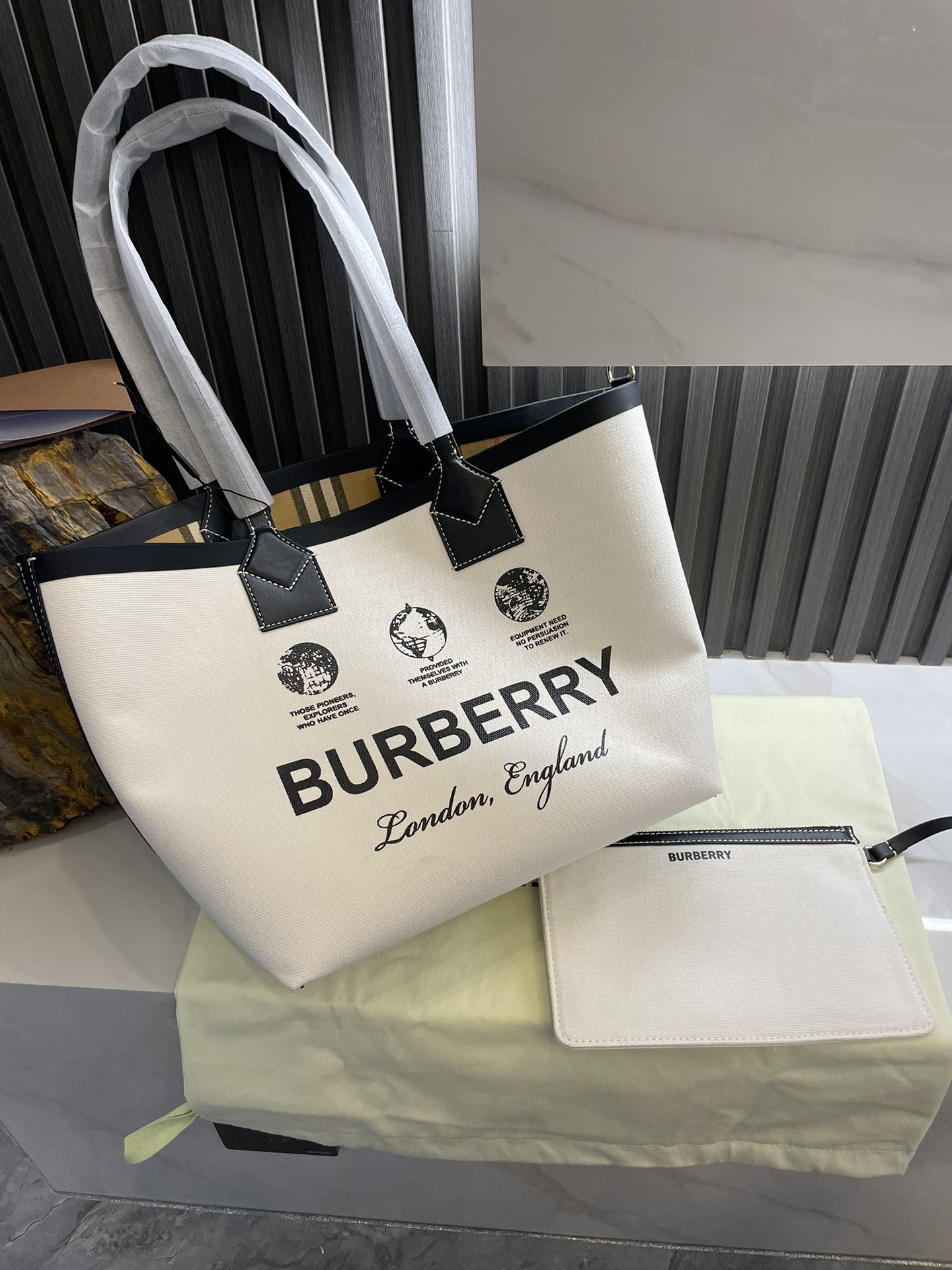 Burberry Label Print Cotton Canvas and Leather Tote - Comprehensive 5