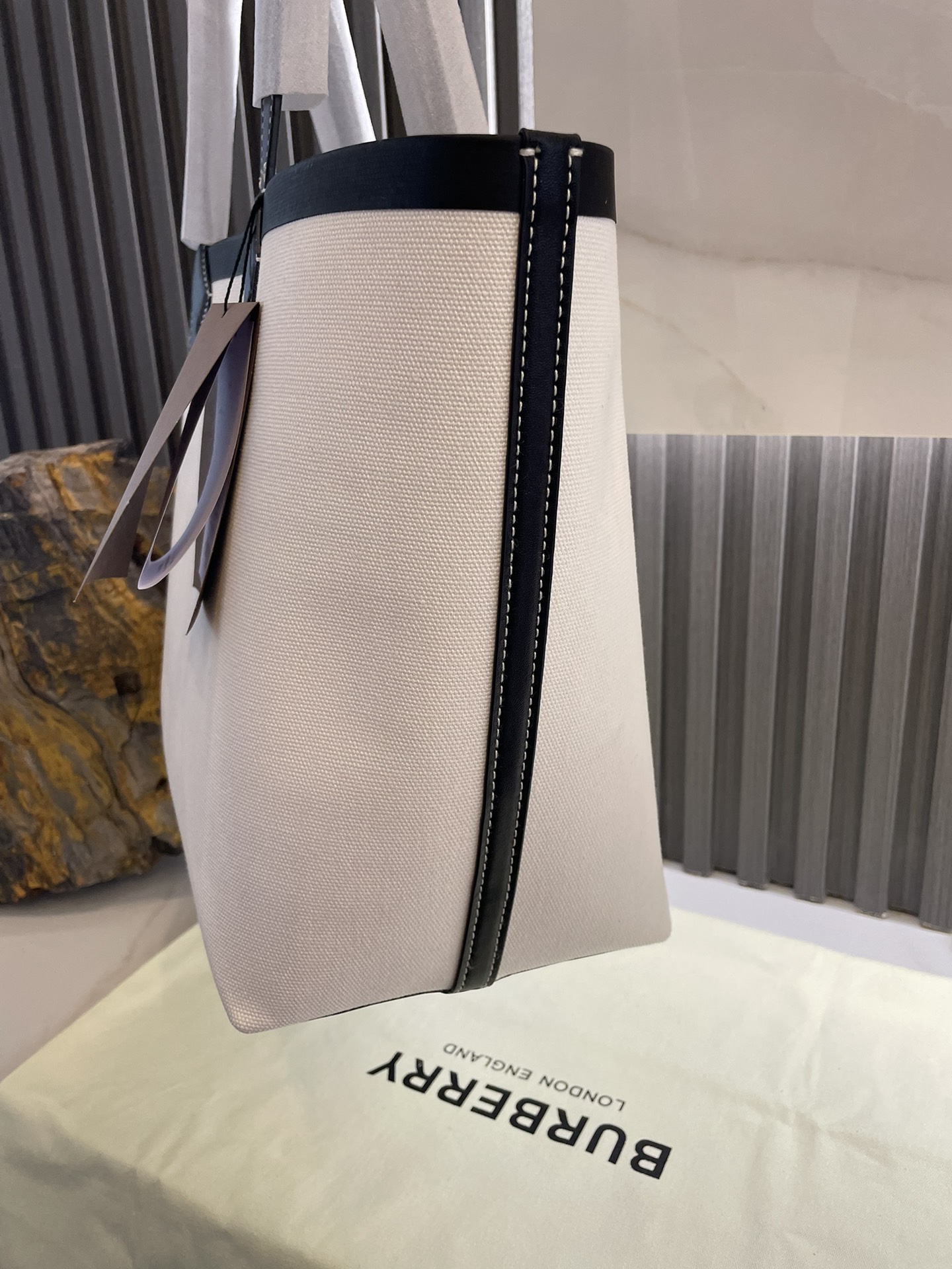 Burberry Label Print Cotton Canvas and Leather Tote - Comprehensive 6