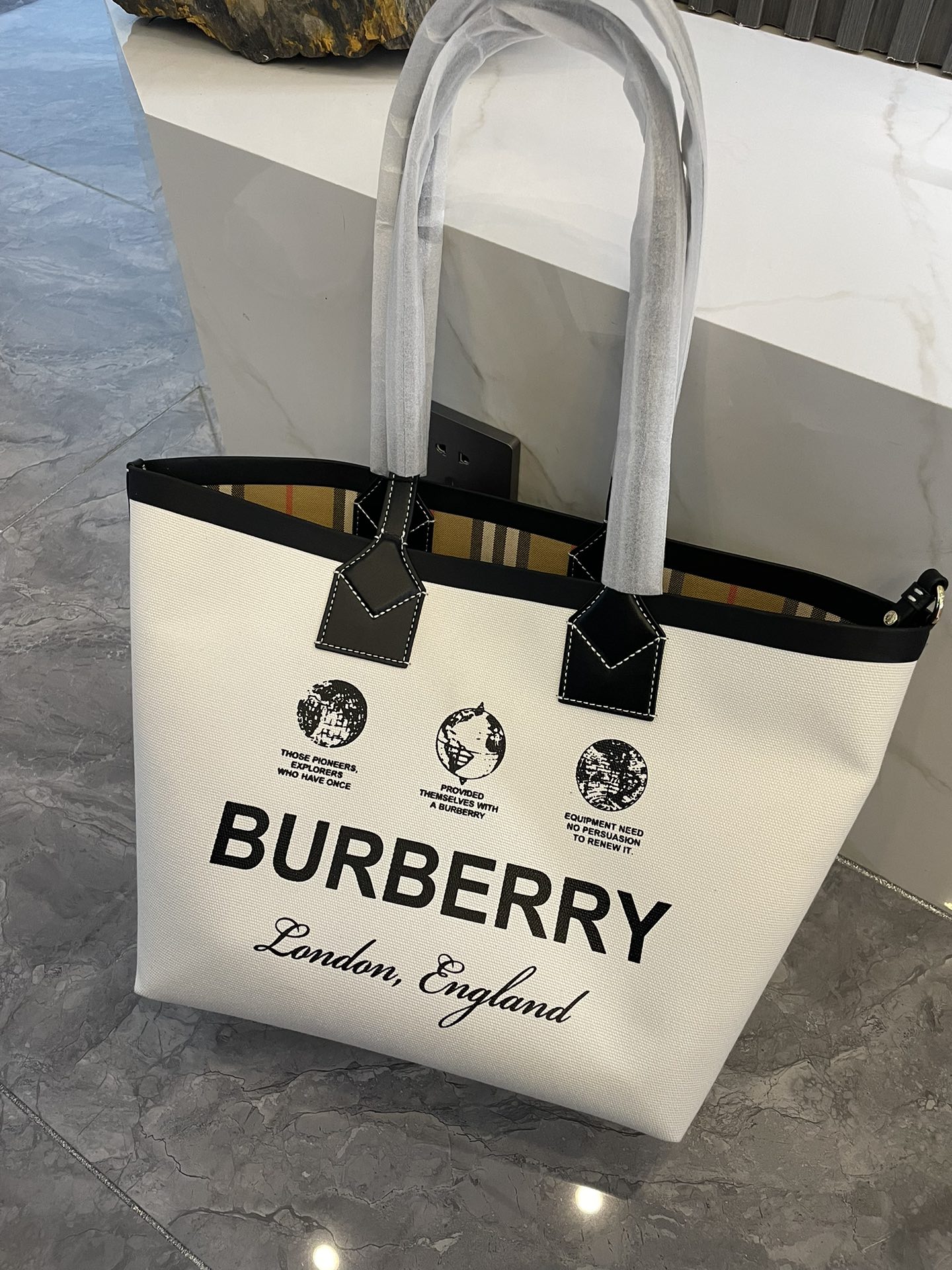 Burberry Label Print Cotton Canvas and Leather Tote - Comprehensive 3