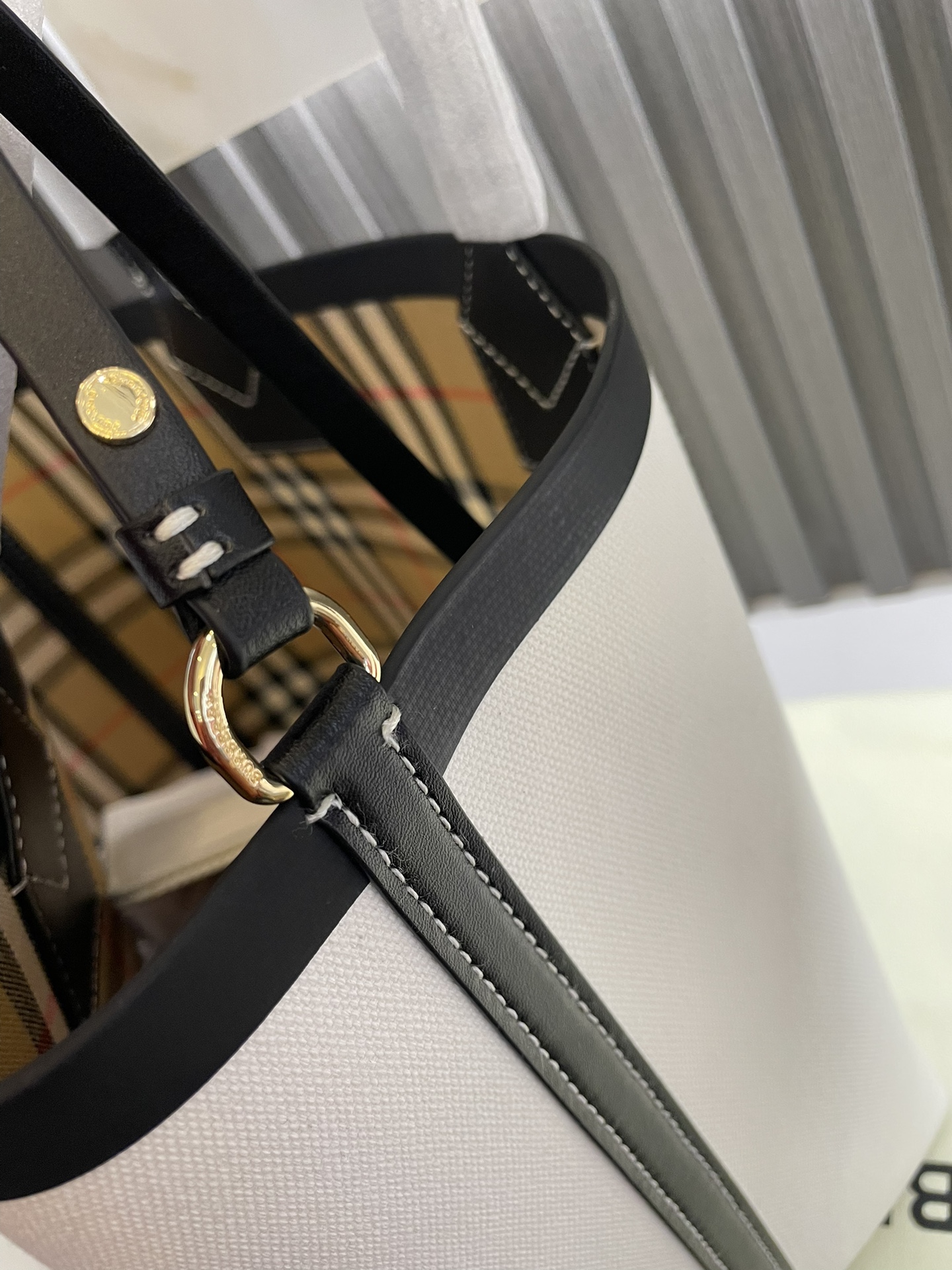 Hand-stitched ring clasp - Comprehensive 3