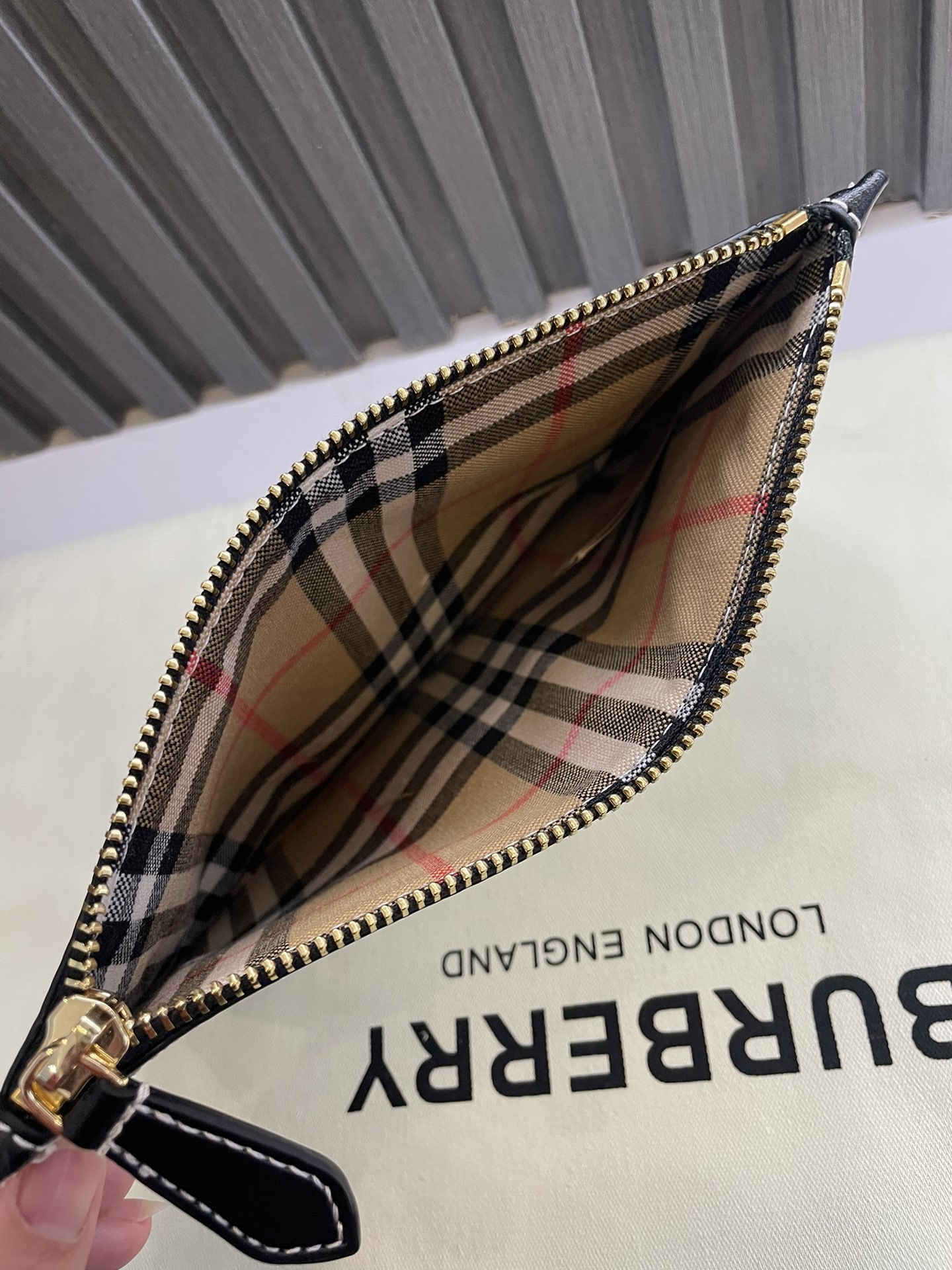 Includes a detachable zippered pouch that accommodates cards and - Comprehensive 8