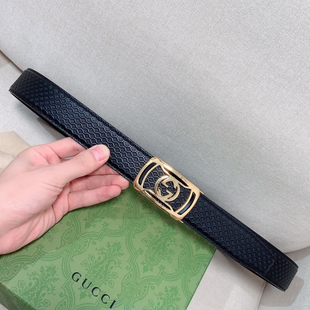 Gucci男士自动皮带经典的G字金属