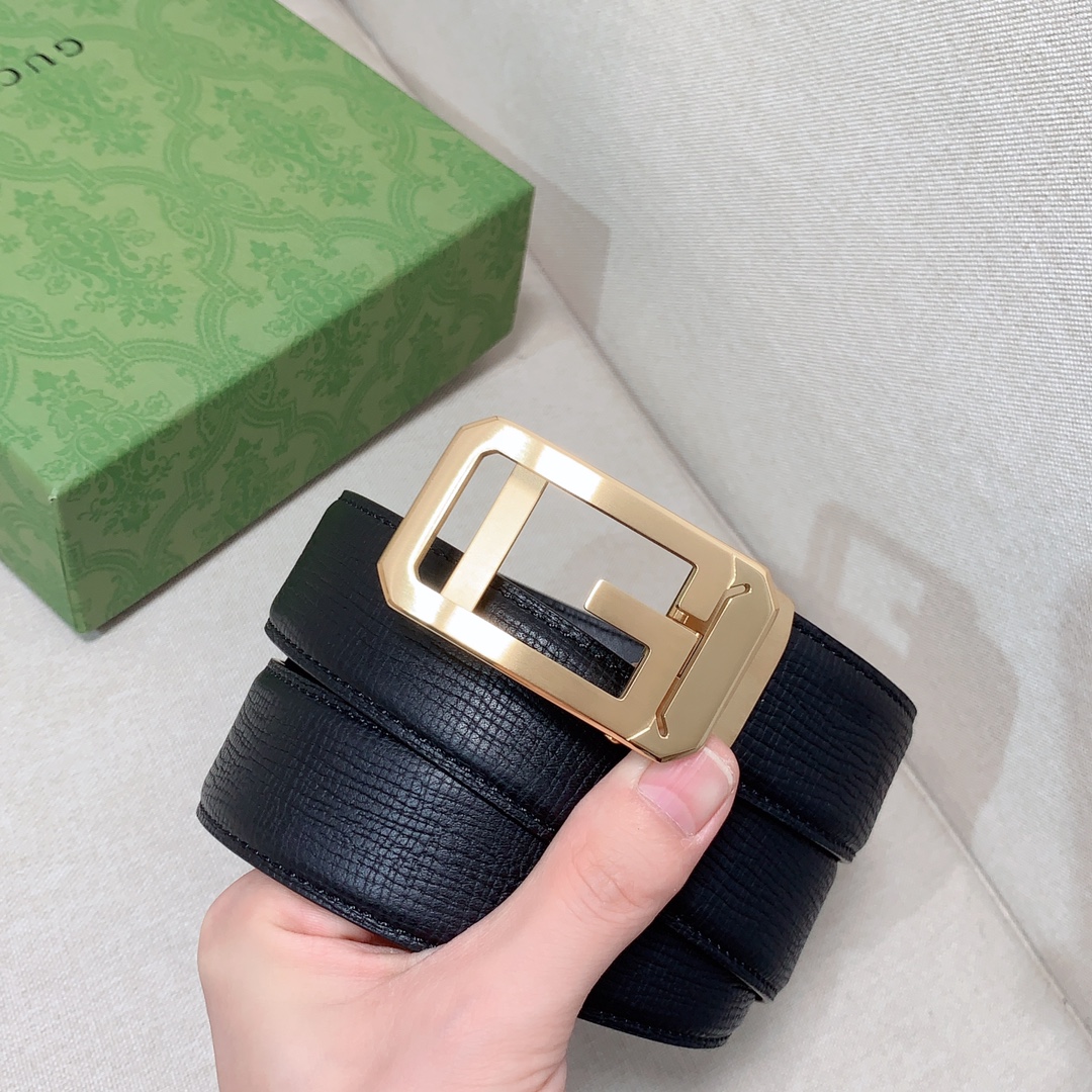 Gucci男士自动皮带经典的G字金属