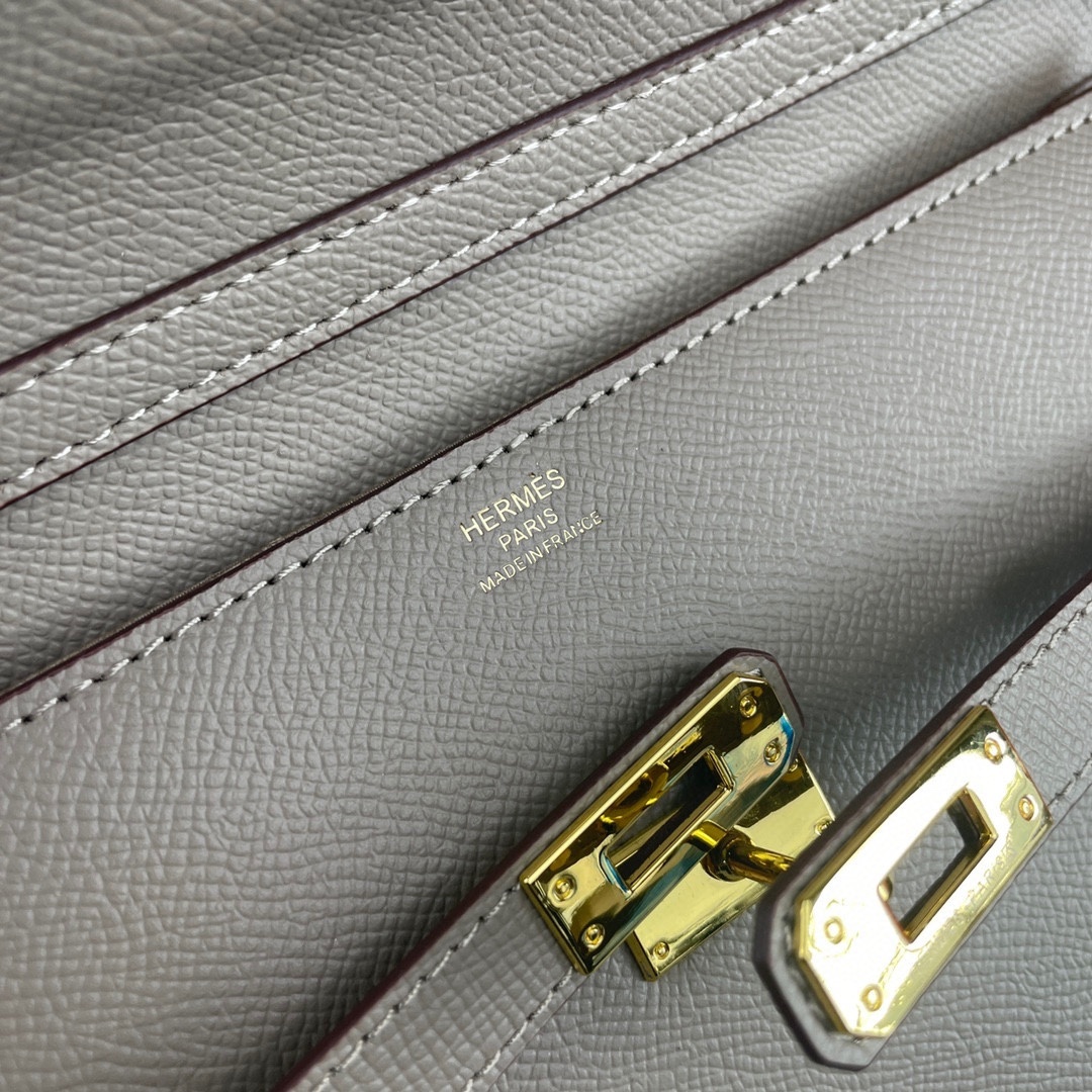 最新款爱马仕HERMES kelly 款单肩斜挎包材质:手掌纹牛皮尺寸:24*13.5*6cm型号:36