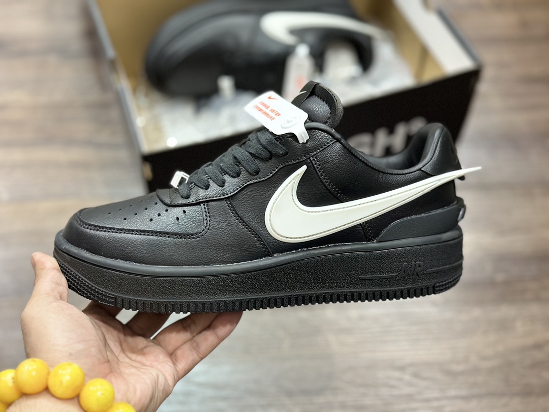 260 Nike Air Force 1 LOW 空军一号低帮运动鞋 DV3464-001