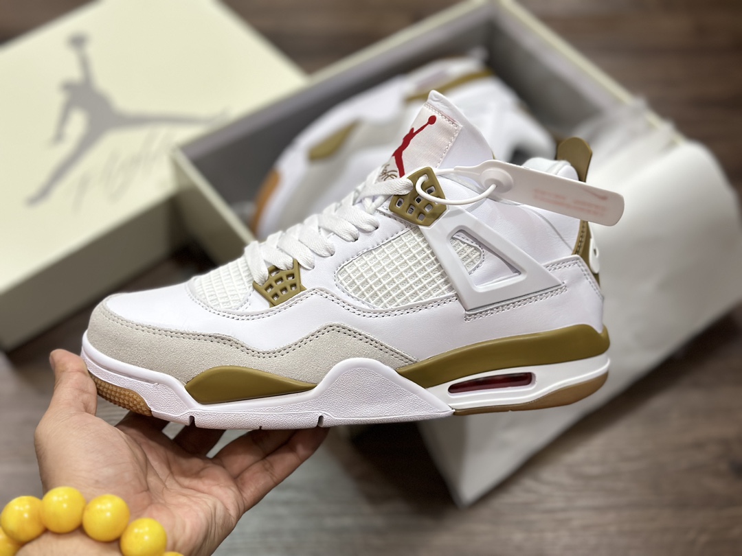 380 Nike X SB Air Jordan 4 aj4 乔4 联名款 DR54115-102