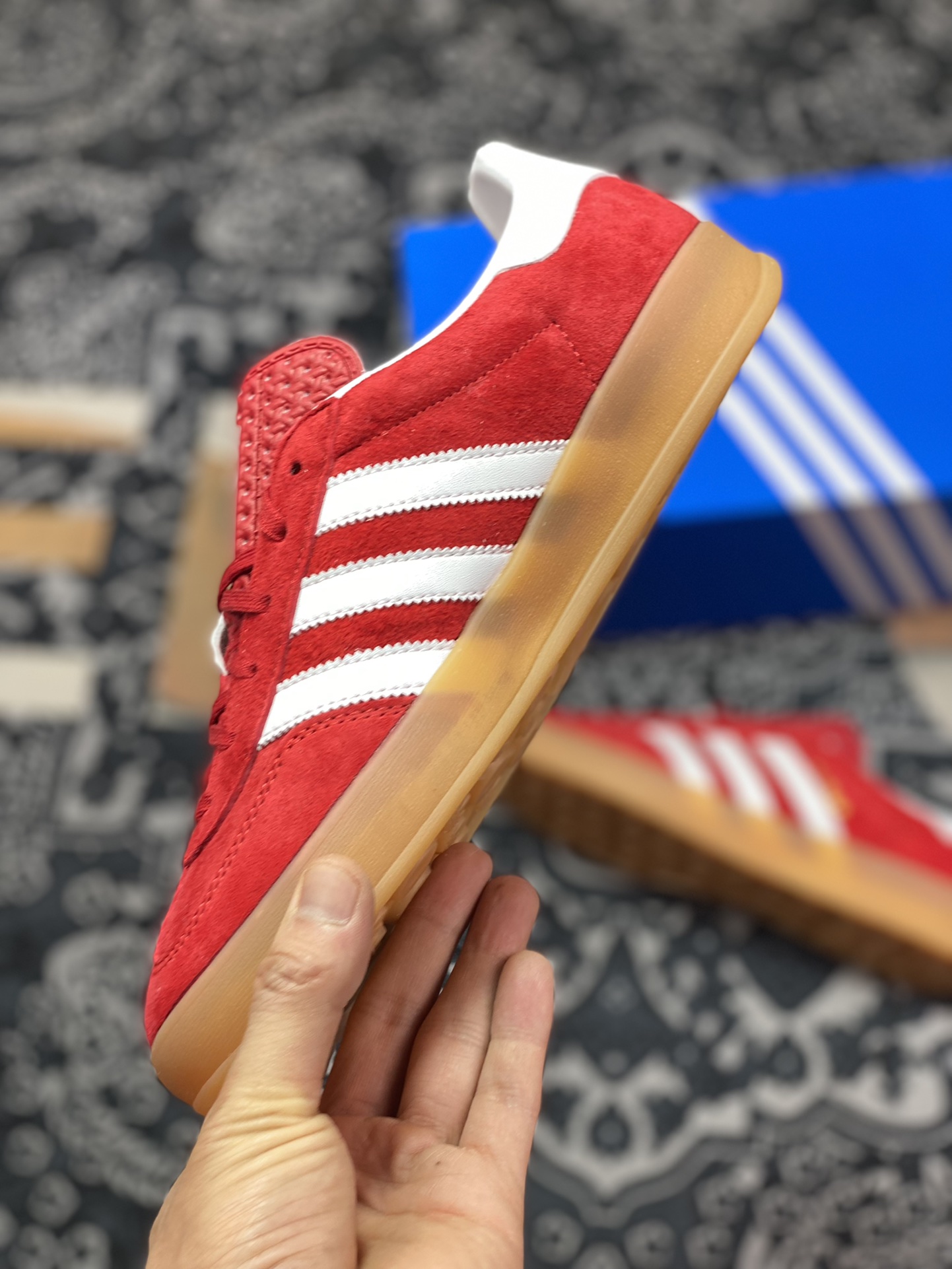 Adidas Gazelle Indoor Trainers low-top sneakers ”red and white rubber sole” HO6261