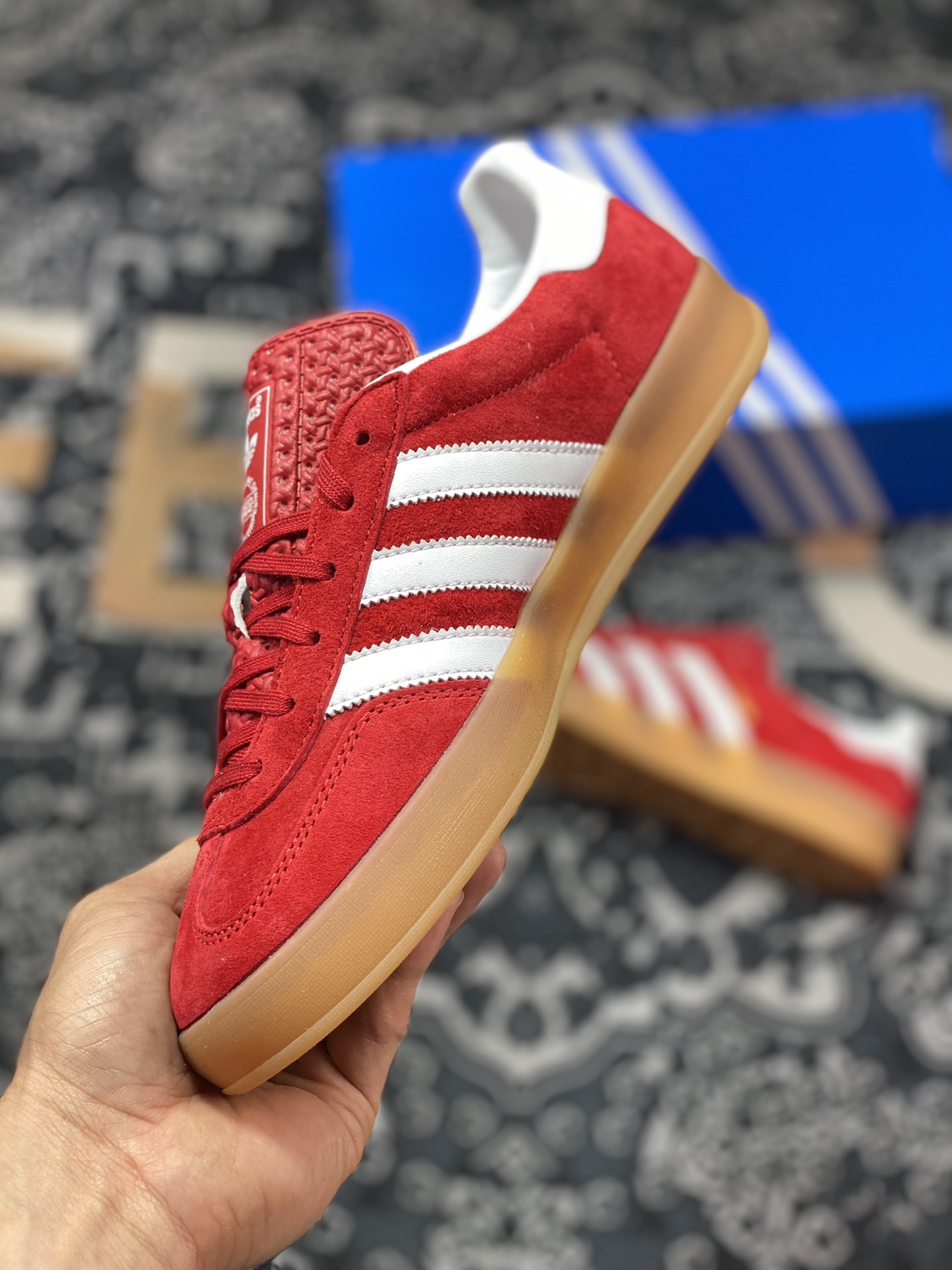 Adidas Gazelle Indoor Trainers low-top sneakers ”red and white rubber sole” HO6261