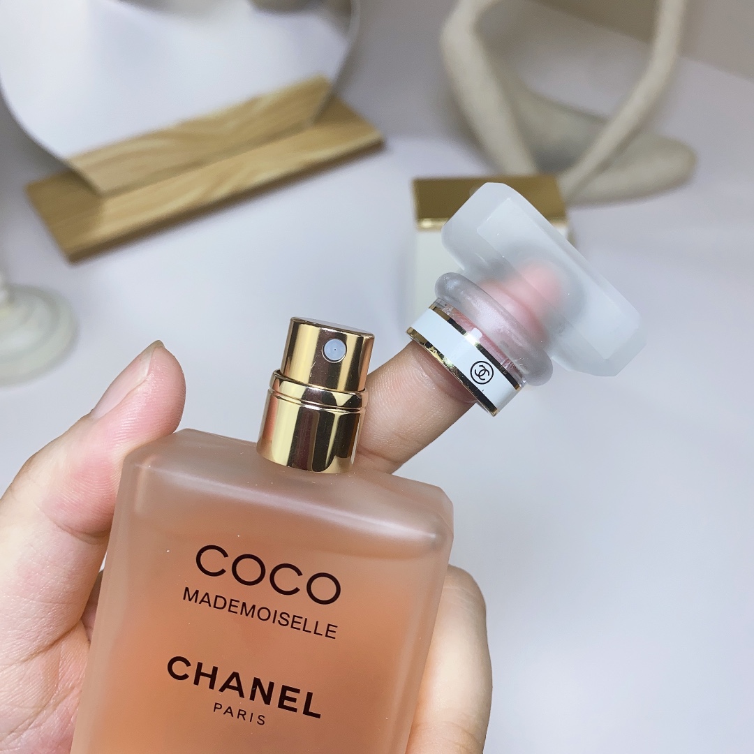 Chanel Coco Mademoiselle Hair Perfume - 35ml Travel-Friendly Spray 5 i1683526557 4131 4