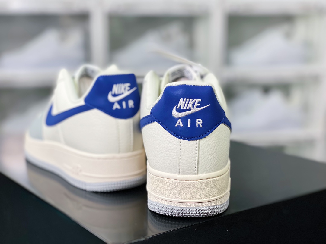 200  Air Force 1’07 LV8” Beige/Grey/Navy”空军一号经典低帮板鞋“皮革米白浅灰深蓝”CT5566-033