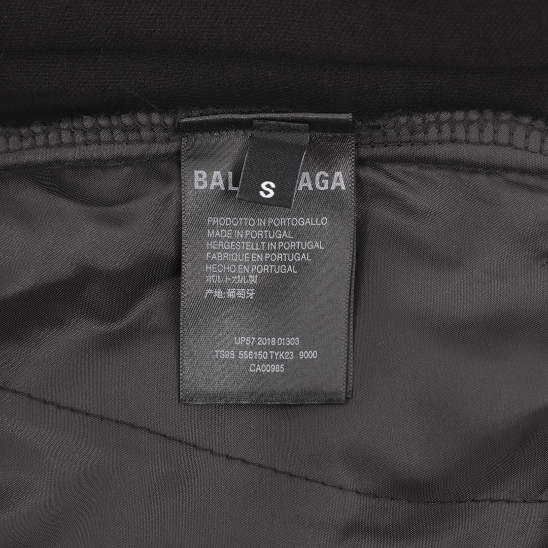 200 Balenciaga/巴黎世家 胶带印花休闲短裤