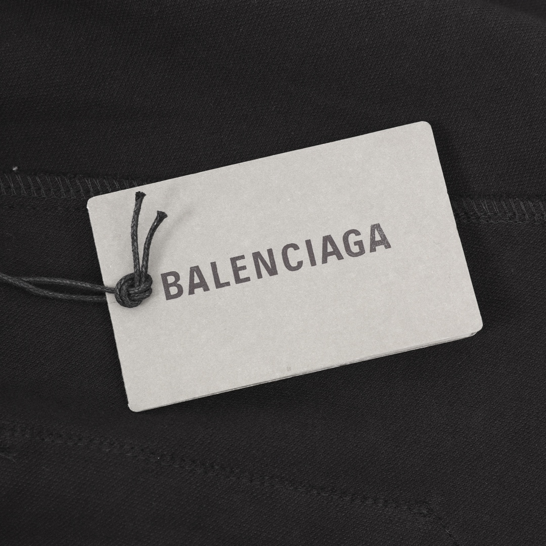 200 Balenciaga/巴黎世家 胶带印花休闲短裤