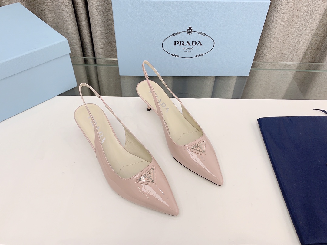 Prada Chaussures Escarpins À Talons Hauts Sandales Imprimé Peau de mouton