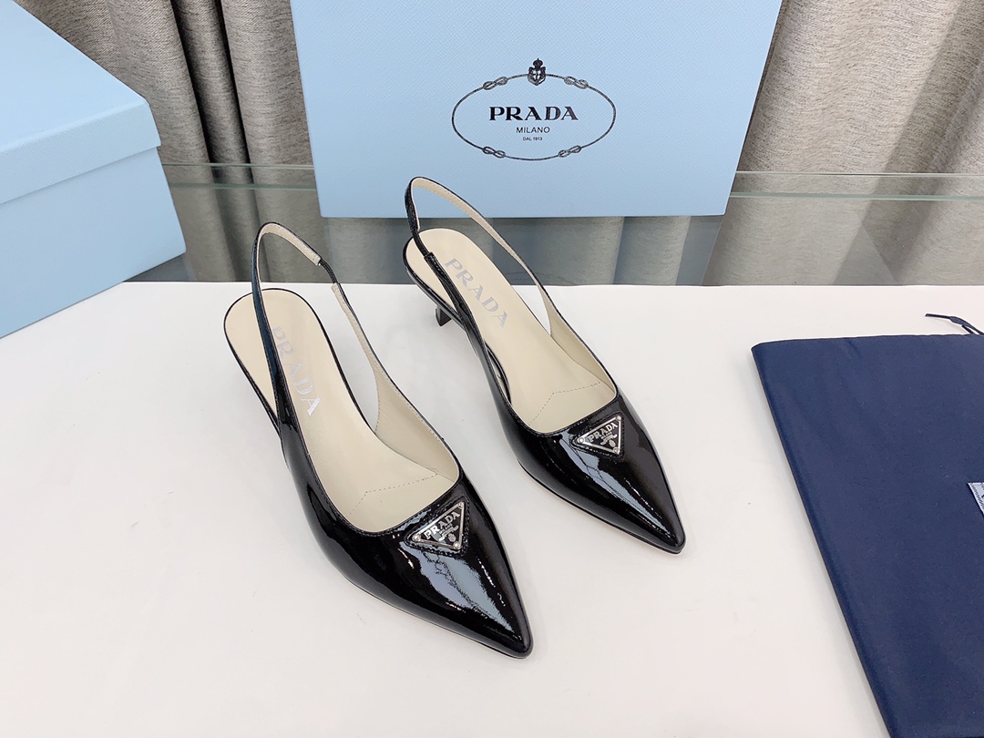 Prada Chaussures Escarpins À Talons Hauts Sandales Imprimé Peau de mouton