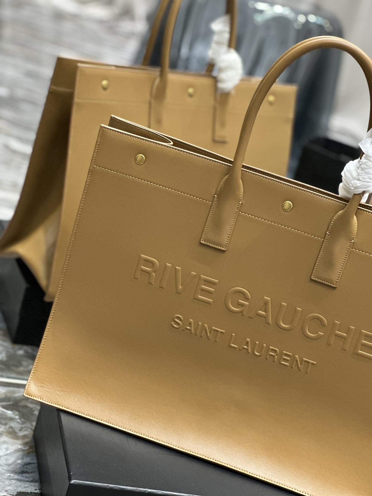 RiveGaucheToteBag左岸购物袋️从定制皮料到五金在到丝印每一个细节我都要求完美!zP购入开