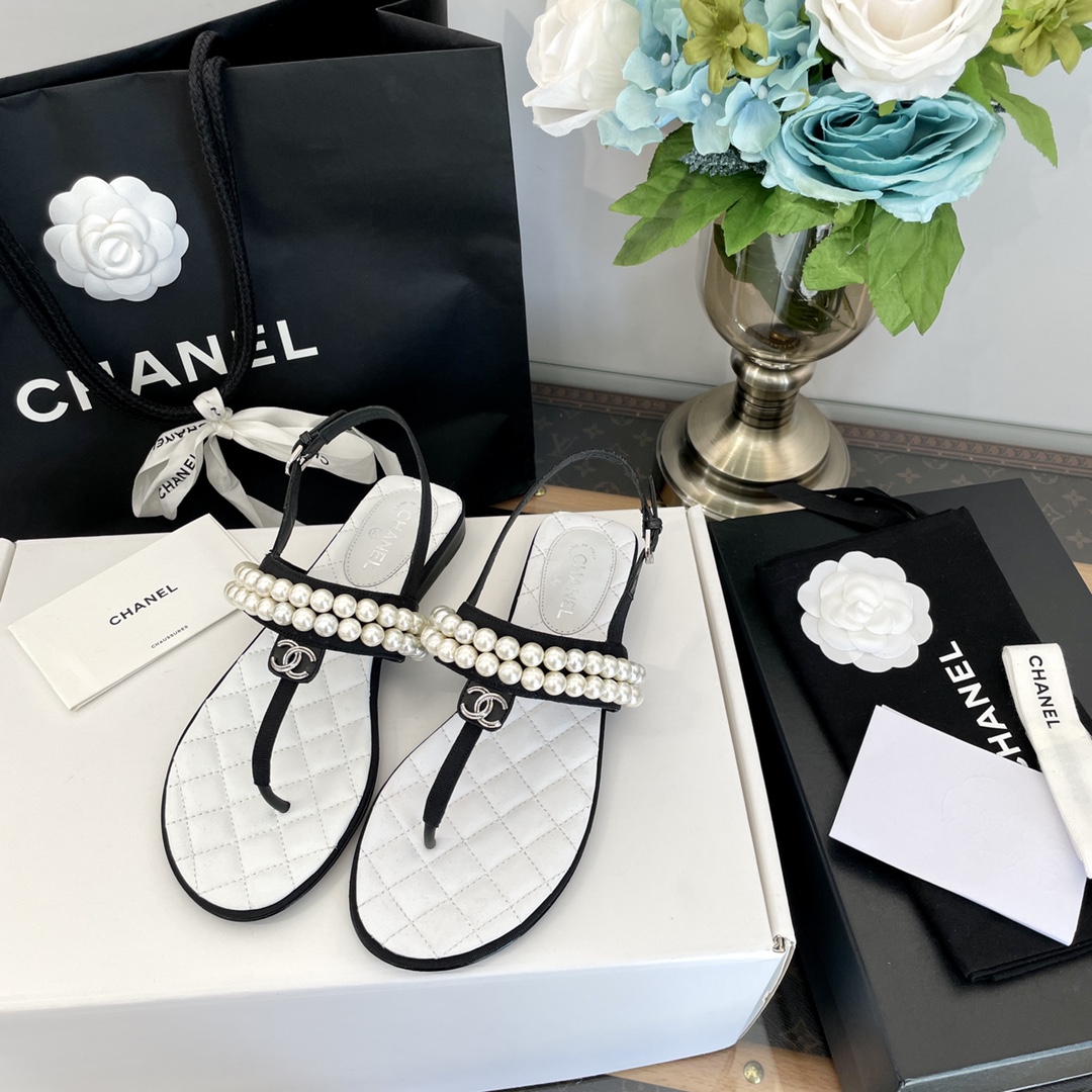 CHANEL lente/zomer platte slippers - topkwaliteit