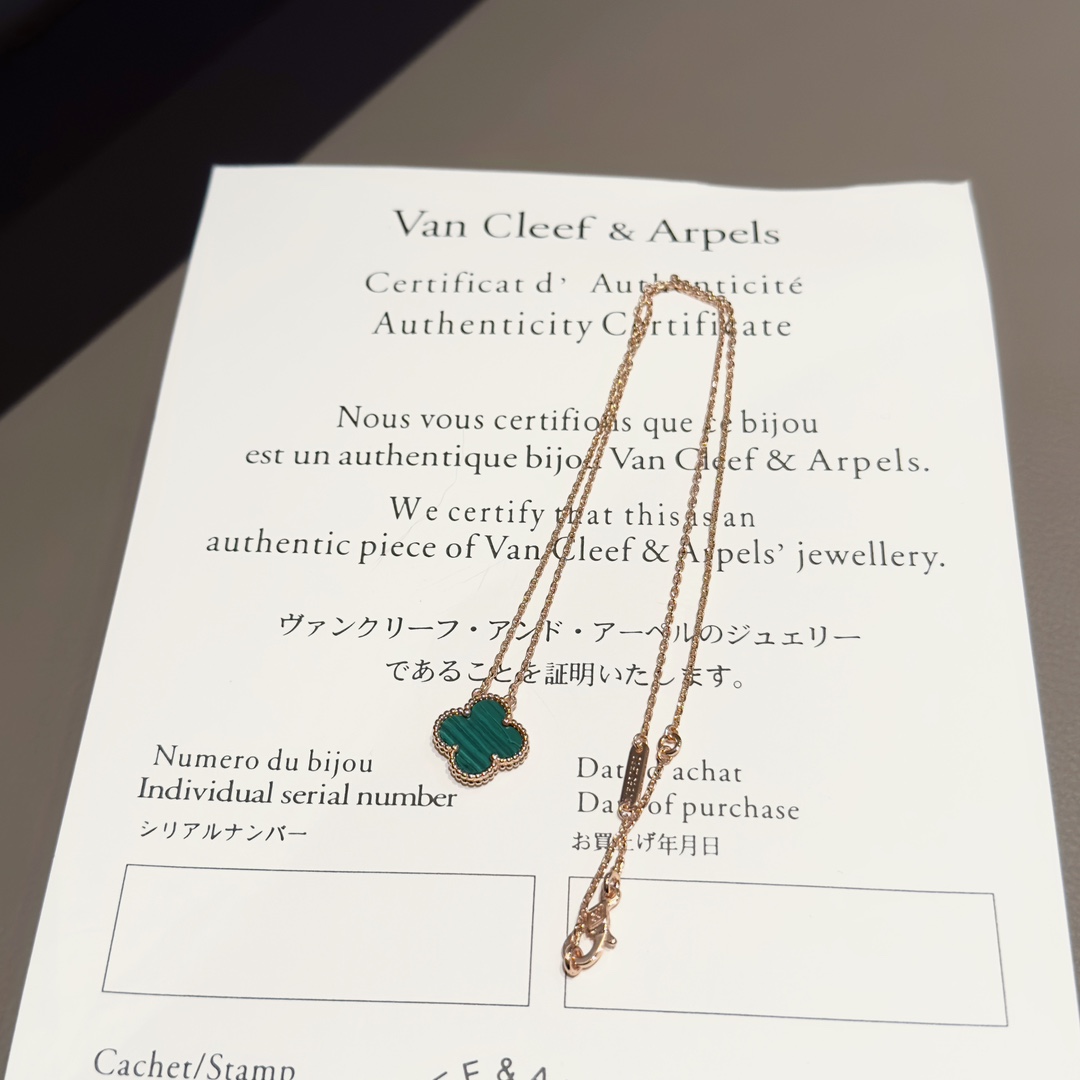 China Replica VCA Jewelry VCAES0403-1462