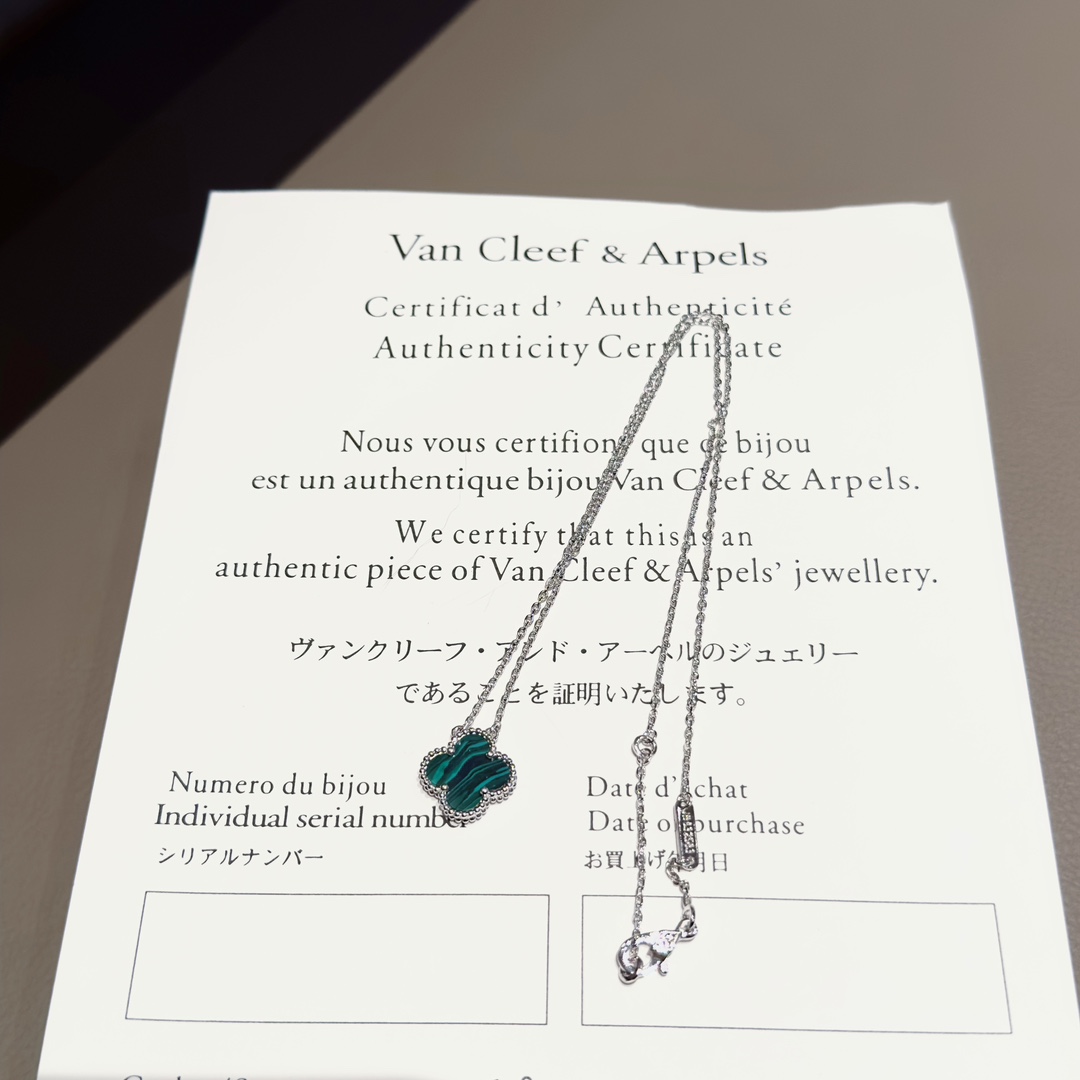 China Replica VCA Jewelry VCAES0403-1462