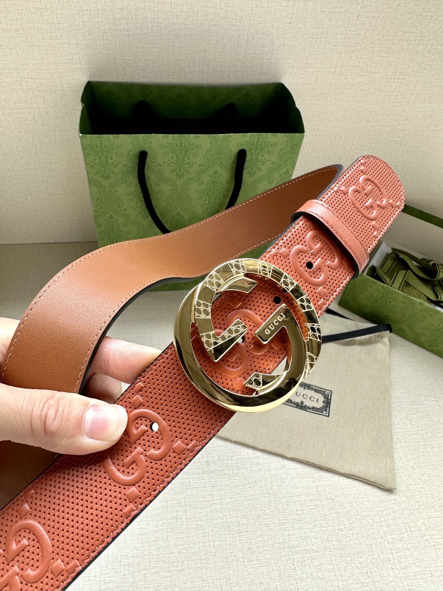 GUCCI宽度4.0cm这款单品将品