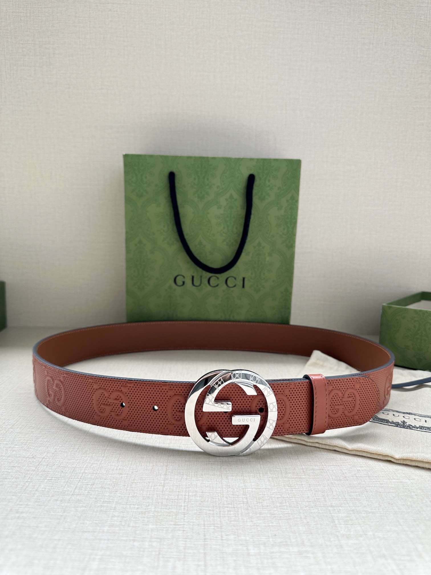 GUCCI宽度4.0cm这款单品将品