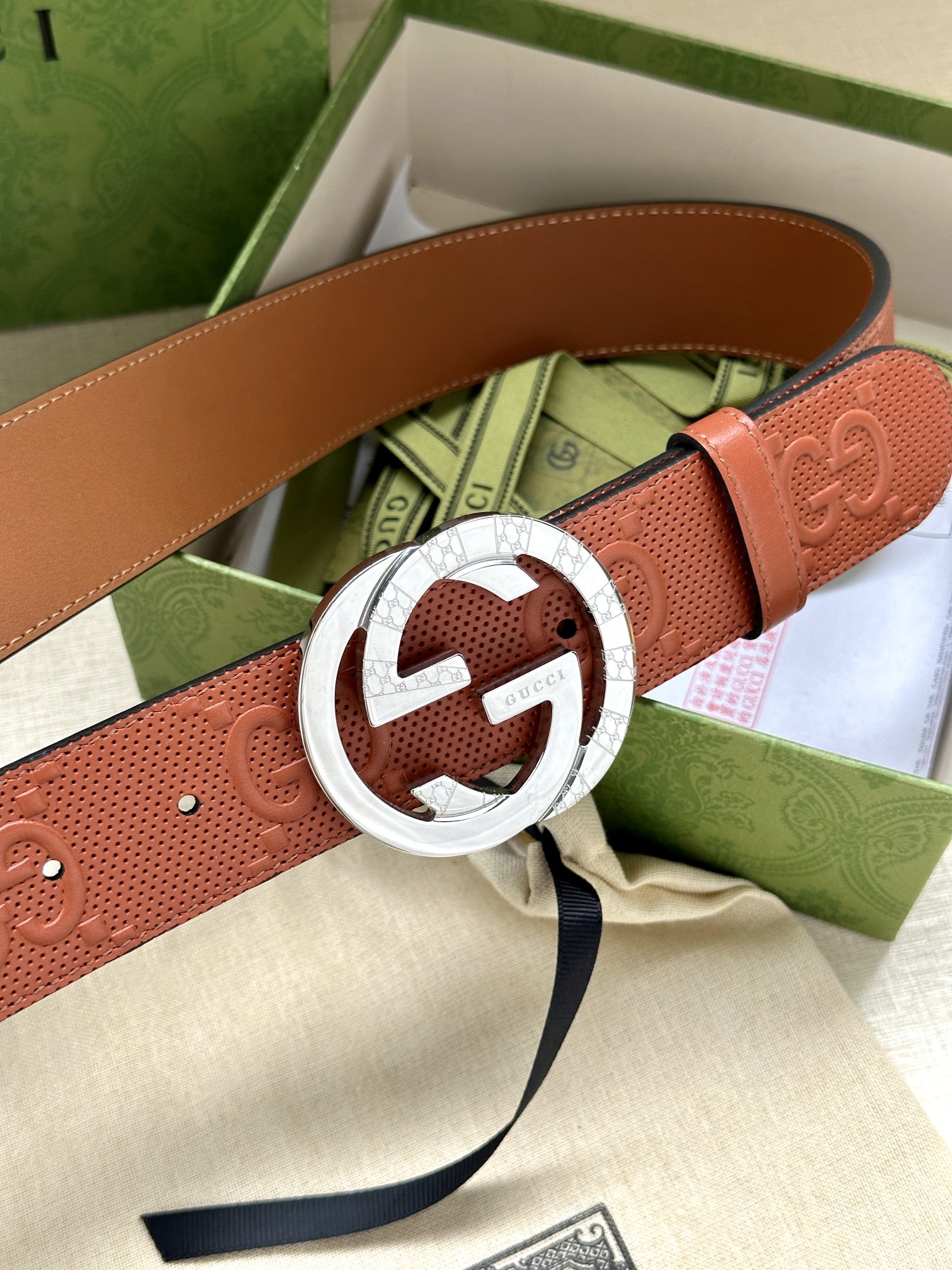 GUCCI宽度4.0cm这款单品将品
