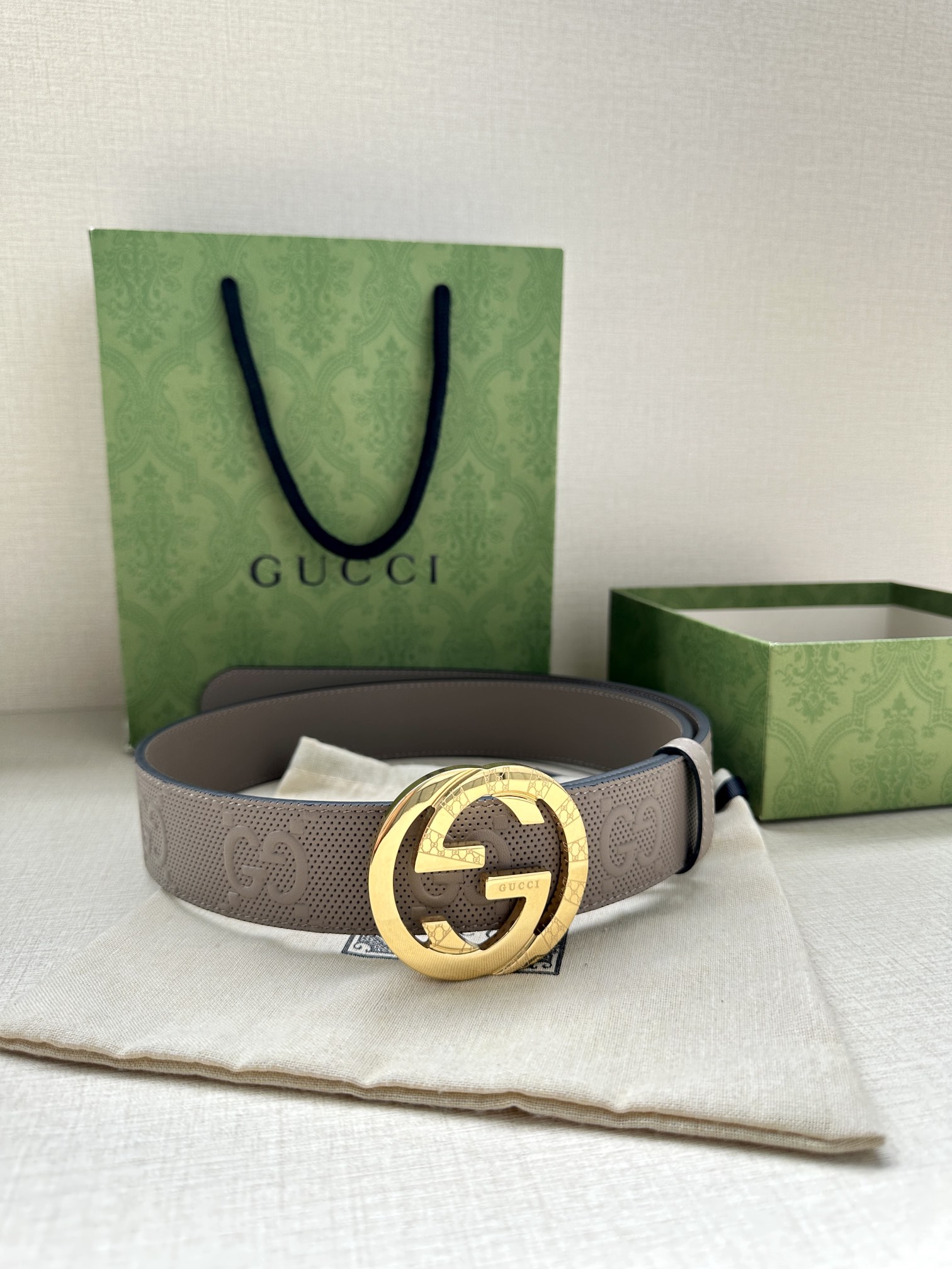 GUCCI宽度4.0cm这款单品将品
