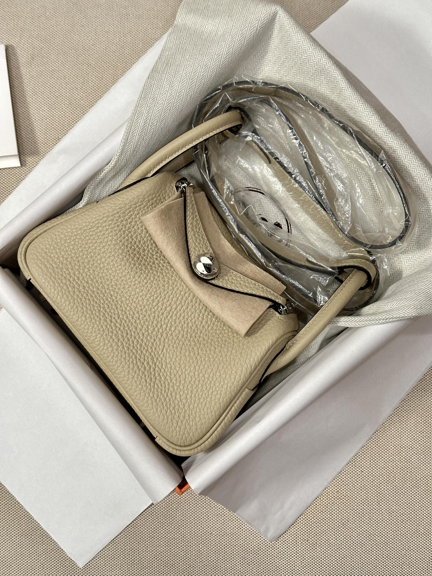 Hermes Lindy Beige mini shoulder everyday