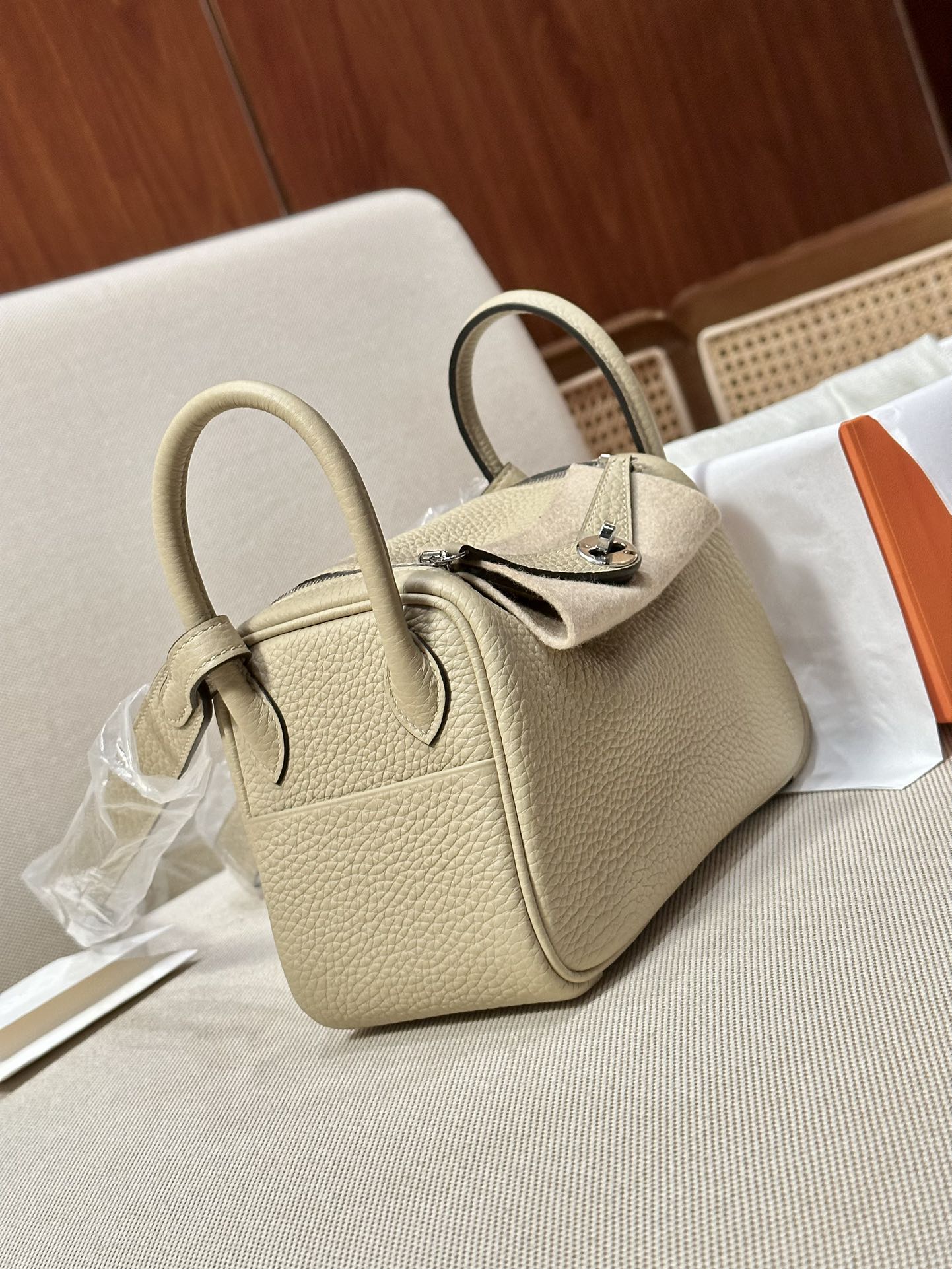 Hermes Lindy Beige mini shoulder everyday