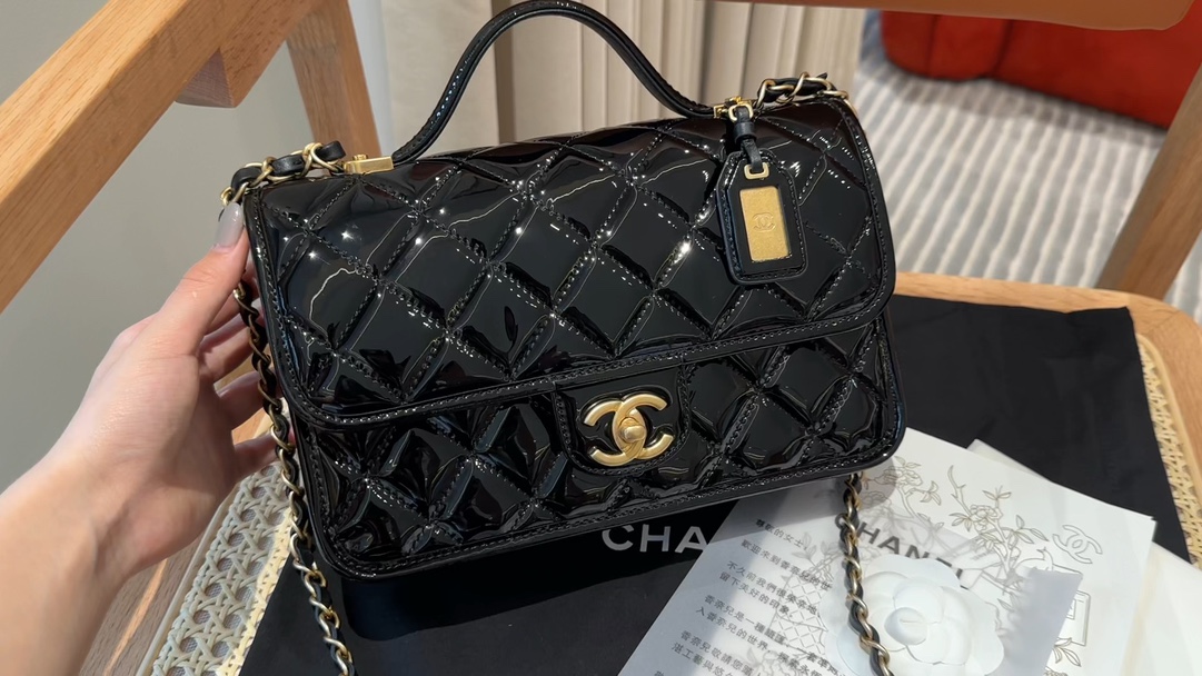 Calidad auténtica, tomas reales de grandes cantidades‼ ️‼ ️Chanel 22K otoño e invierno nueva bolsa de mensajero larga c…