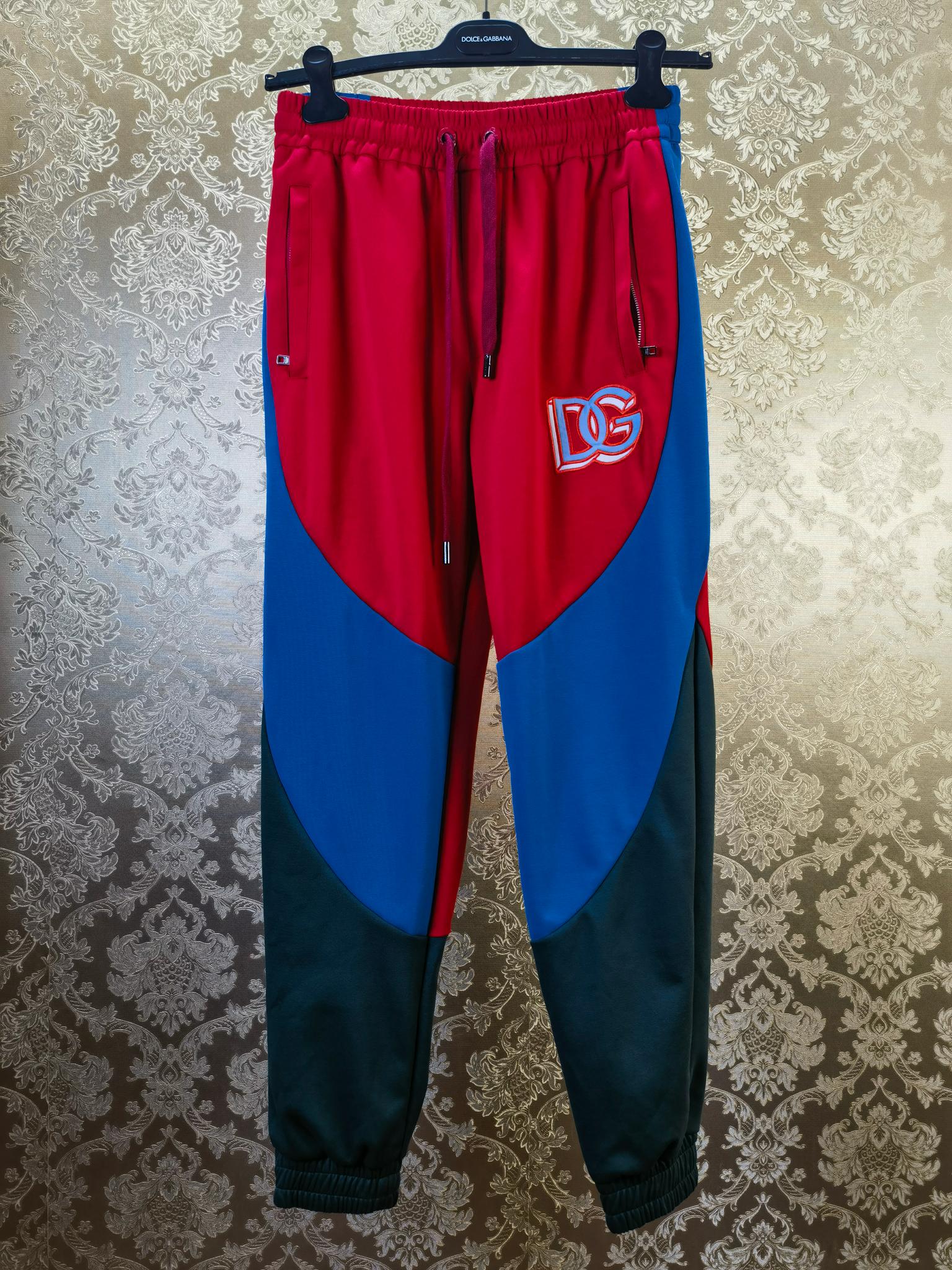 𝘿𝙊𝙇𝘾? 𝙂𝘼𝘽𝘽𝘼𝙉𝘼 2024/último modelo pantalones casuales DG modelo de pasarela nuevo exclusivo pantalones pitill…