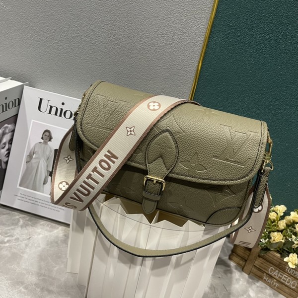 Louis Vuitton LV Diane Handbags Crossbody & Shoulder Bags Shop Now Empreinte​ Fashion Baguette M46386