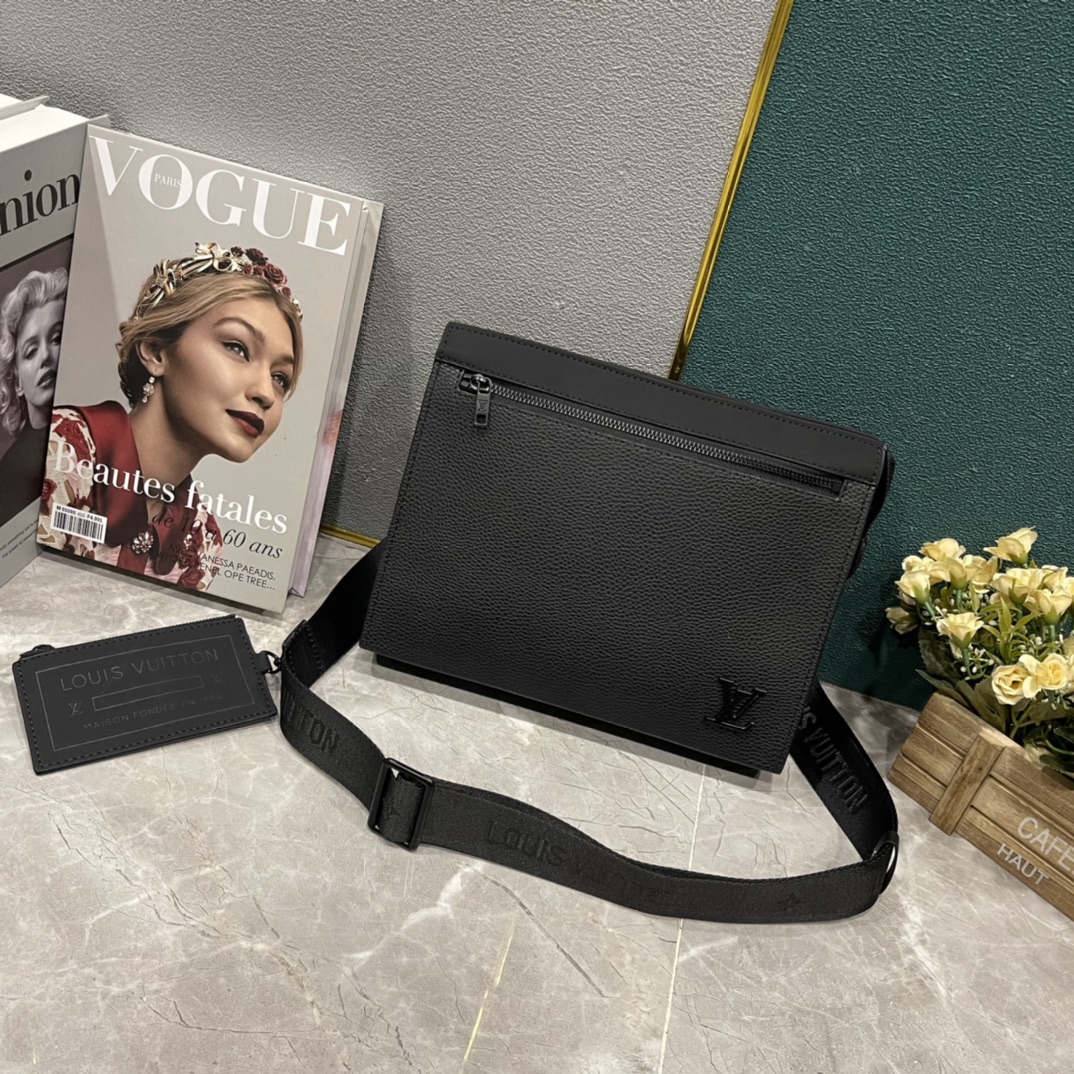 لويس فيتون حقيبة حقيبة يد أكياس القابض Pochette M59329