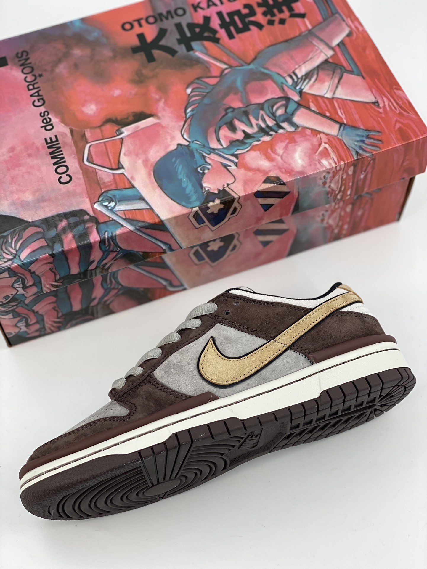 Nike Dunk Low Otomo Katsuhiro Mocha Gold Hook DZ2794-991