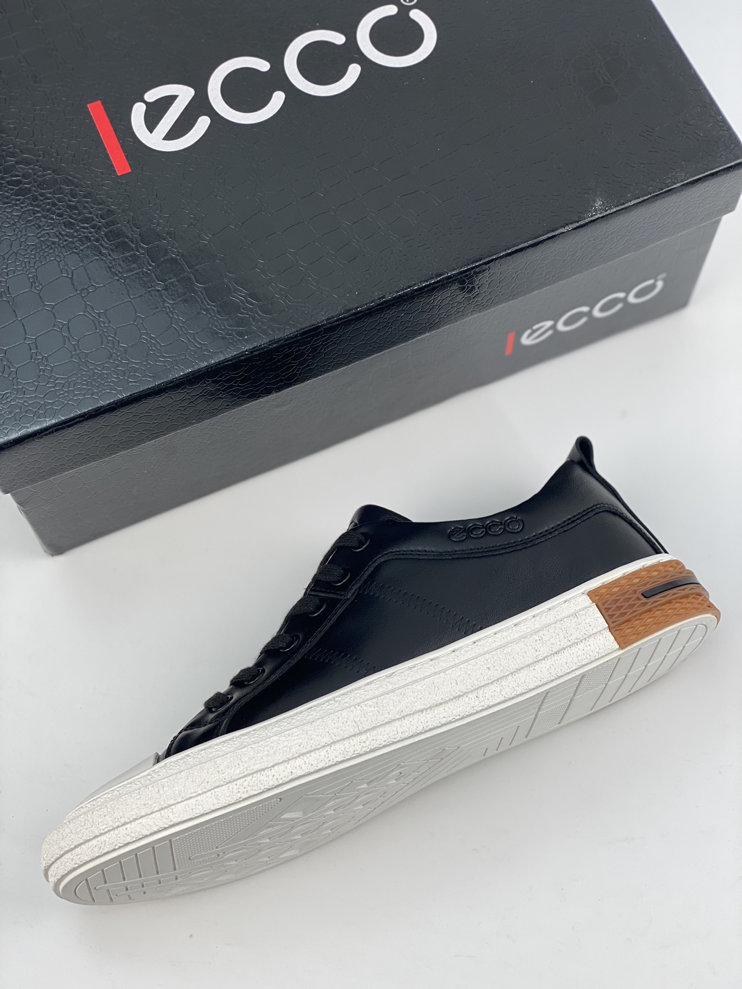 ECCO/ECCO sports running shoes/casual shoes quality steel stamped logo exclusive official website customization