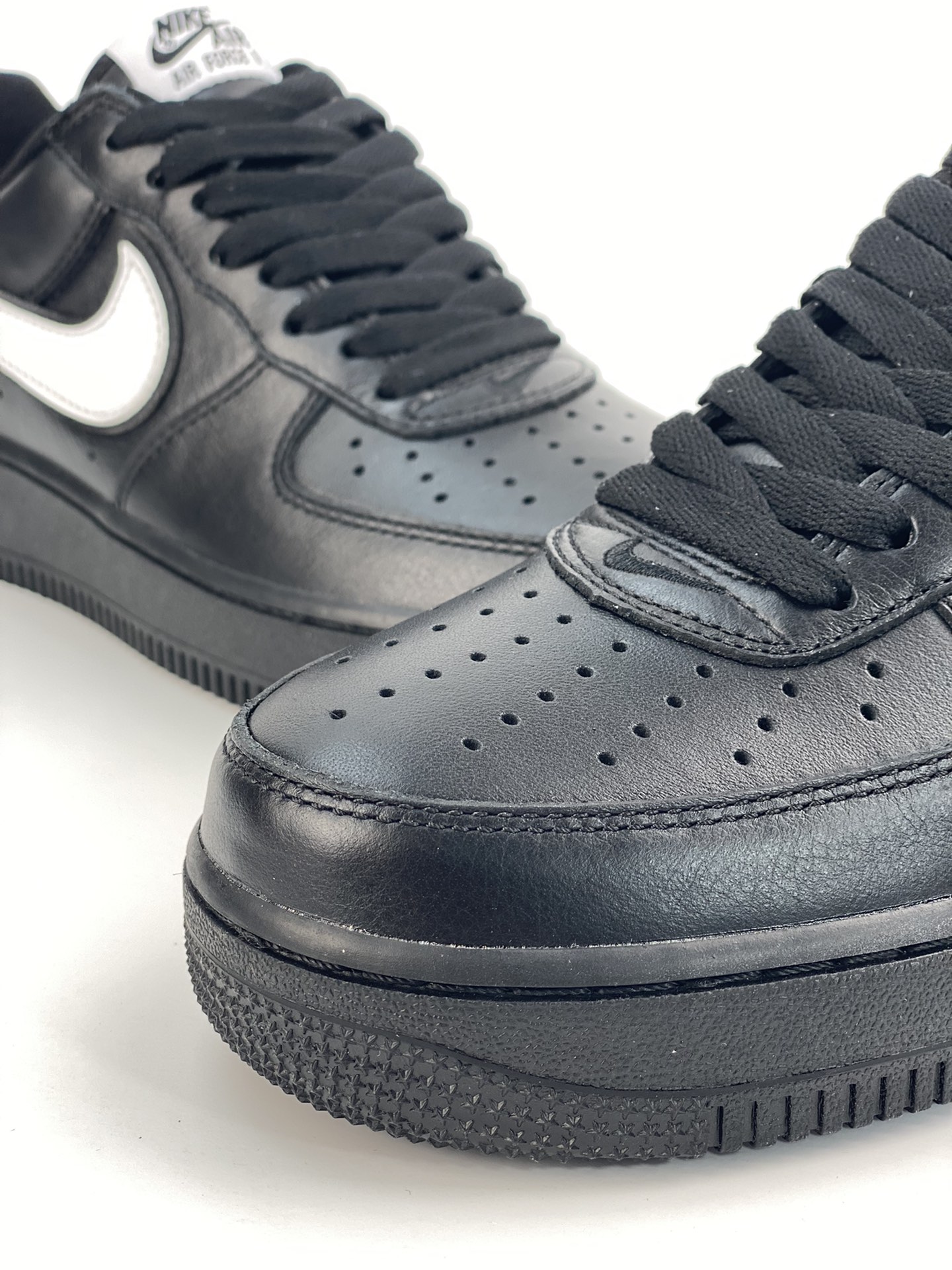 Nike Air Force 1 Low 07 Black and White CQ0492-001