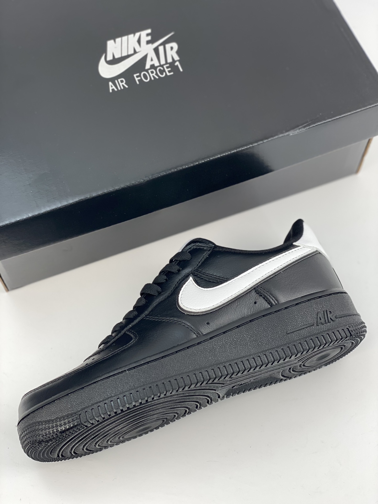 Nike Air Force 1 Low 07 Black and White CQ0492-001