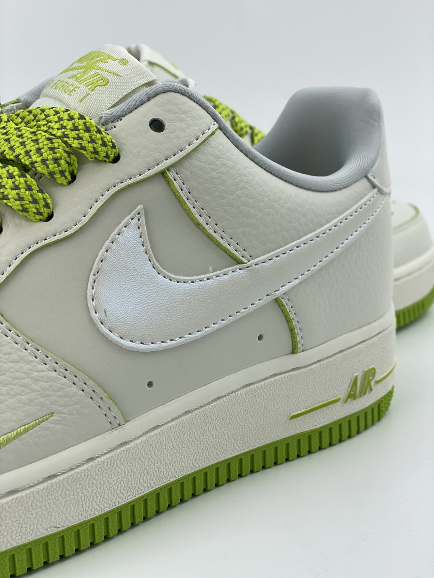 Nike Air Force 1 Low 07 Light White Green Apple Green DD9915-699