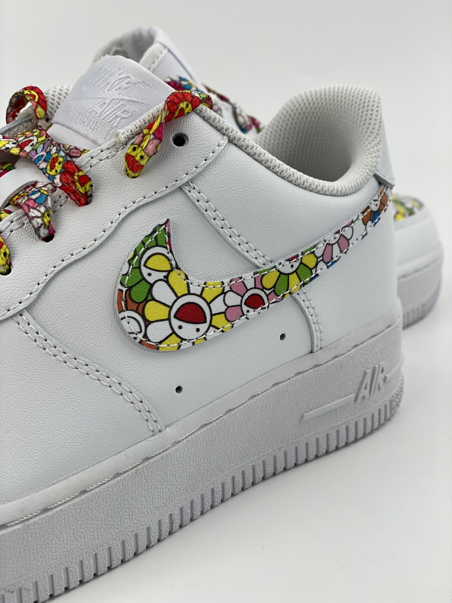 Nike Air Force 1 Low 07 Floral Graffiti DD8959-100