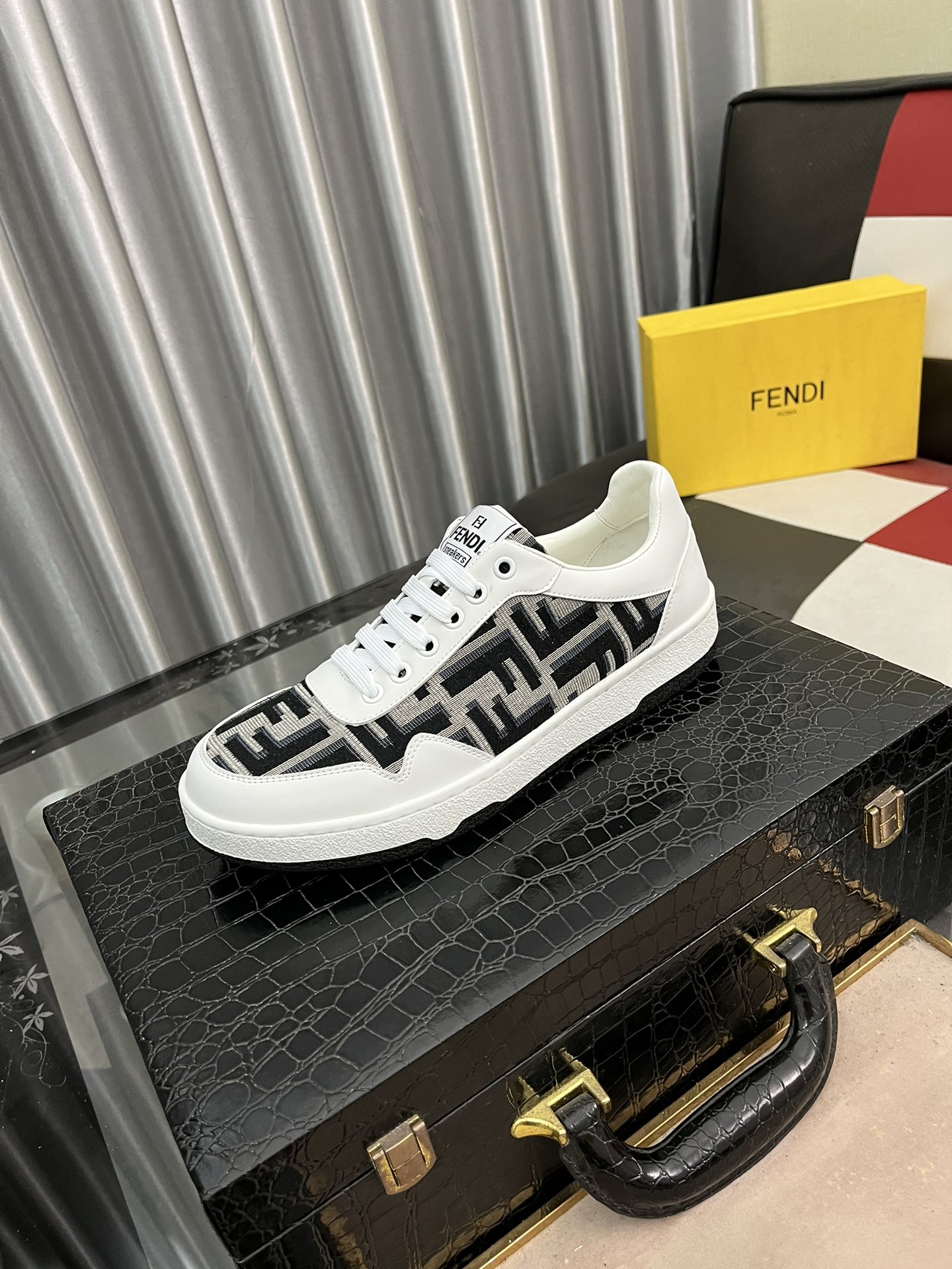 Fendi Casual Shoes Splicing Genuine Leather Fashion Casual