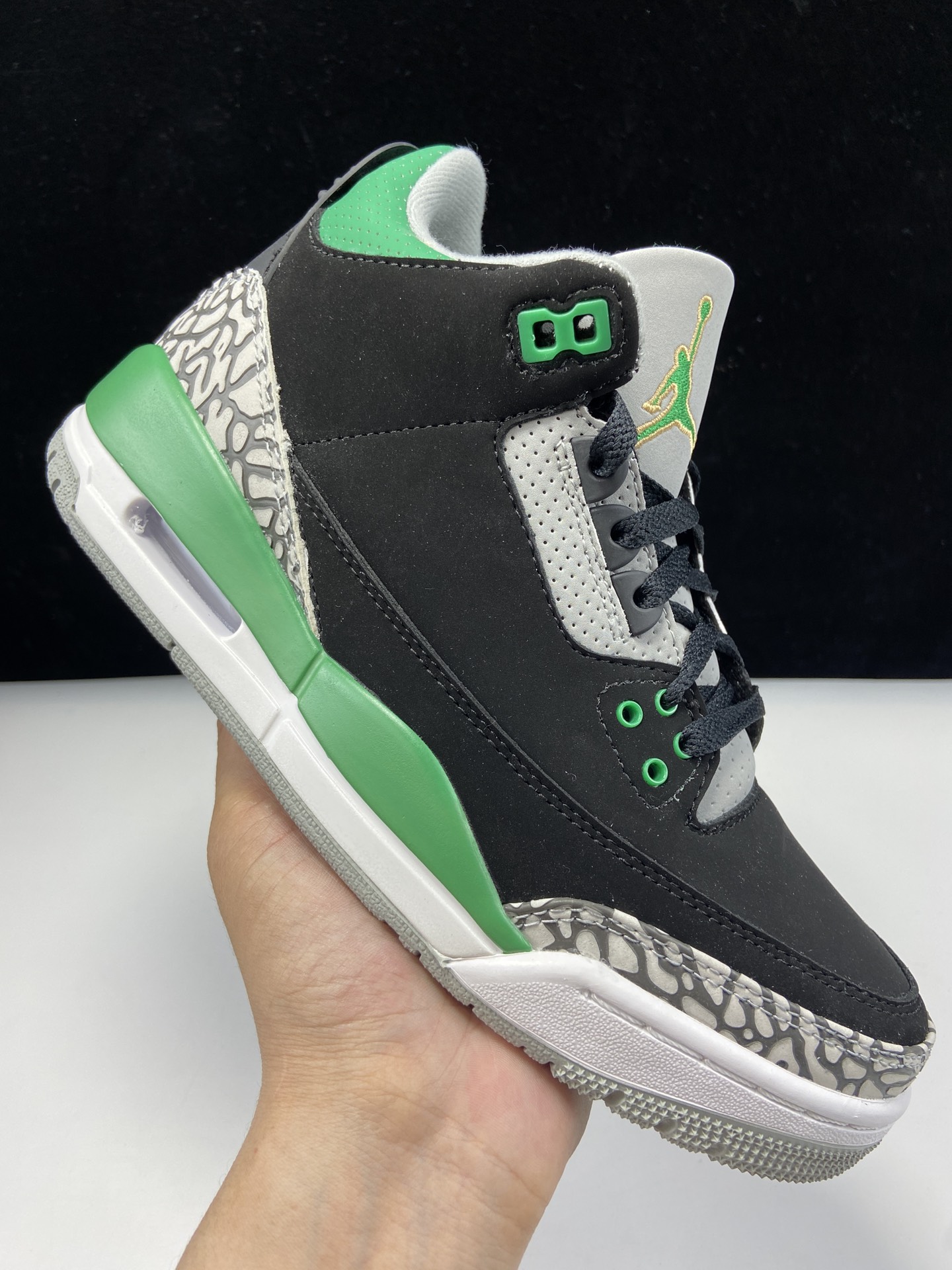 AJ3黑绿鞋码36-47.5总裁R版