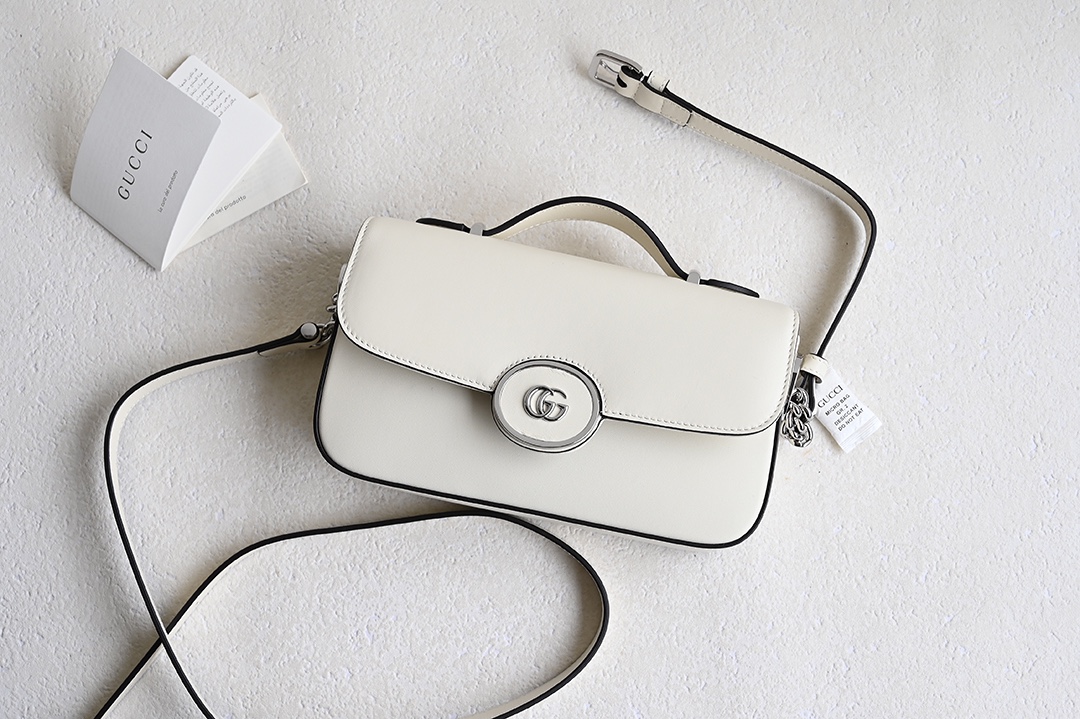 GUCCI Petite GG Mini Shoulder Bag White Leather Double G Zipper