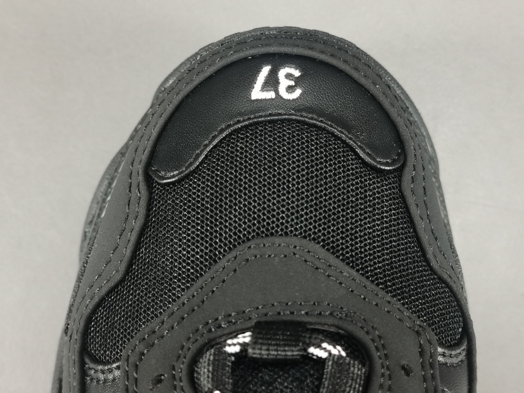 Ventaja del canal P, ¡apoya la apertura de tiendas! [Versión de comercio exterior: Balenciaga] Medias pantuflas negras …