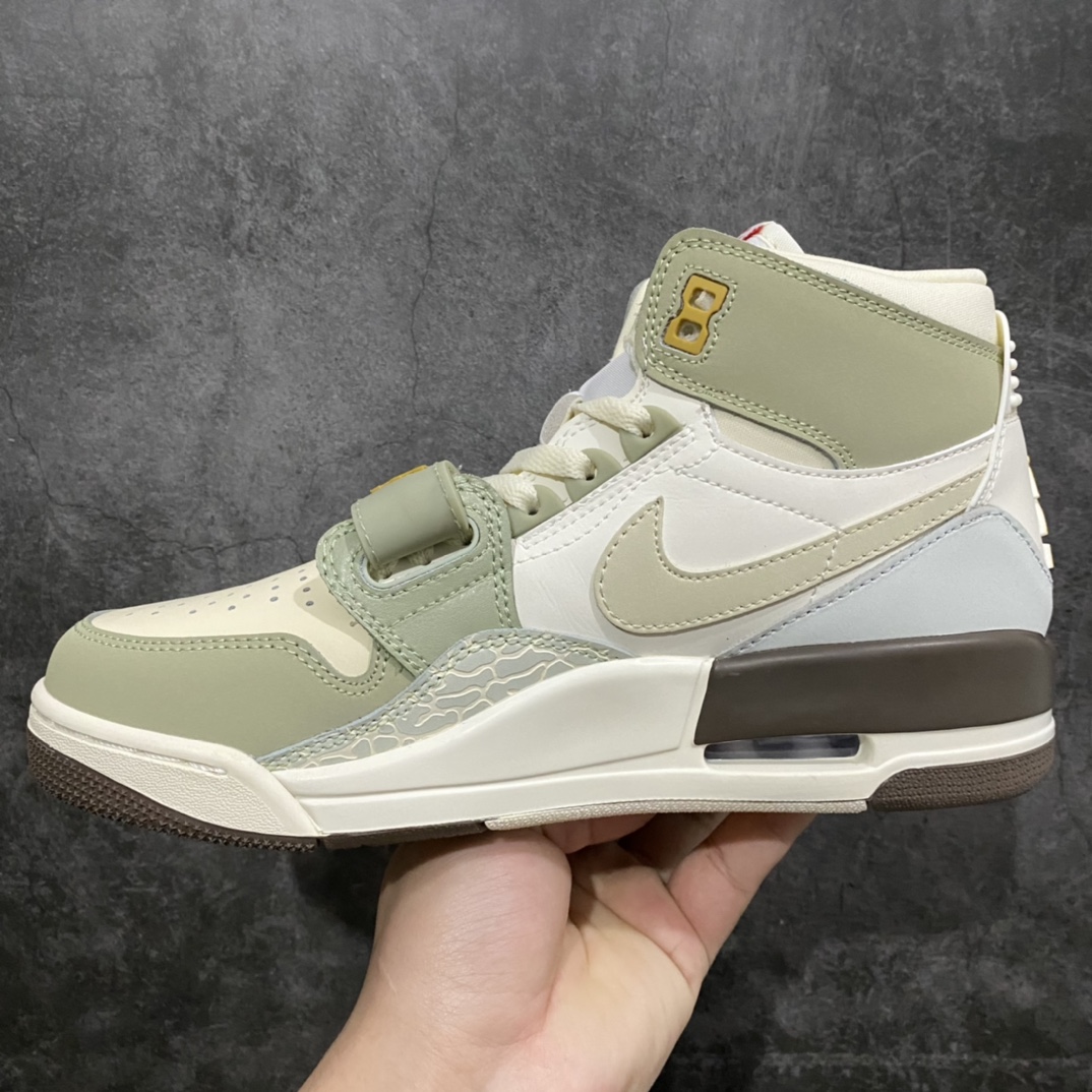 图片[2]-N版最高版 Air Jordan Legacy 312 \”Year of the Rabbit\”nAJ312兔年限定 金兔贺岁n原厂私磨 原厂纸板 原厂盒装 完美走线正确卡色 注意鞋头冲孔那块皮料偏米色 侧面皮料纯白色 两个区域皮料颜色不一样，区别市场错版一样颜色版本 货号：FD9907-111 尺码：36 36.5 37.5 38 38.5 39 40 40.5 41 42 42.5 43 44 44.5 45 46 47.5-莆田鞋批发中心