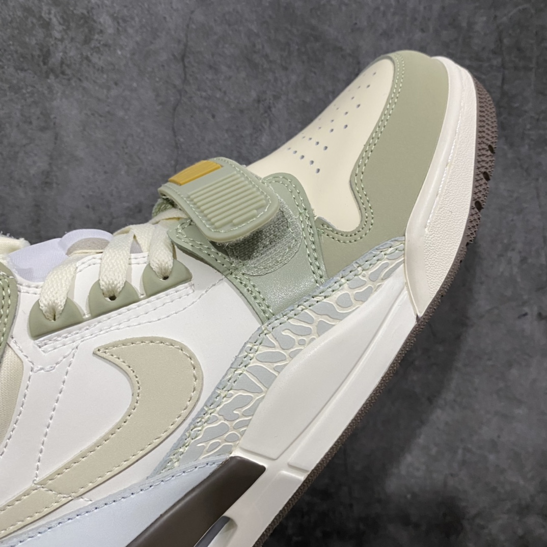 图片[6]-N版最高版 Air Jordan Legacy 312 \”Year of the Rabbit\”nAJ312兔年限定 金兔贺岁n原厂私磨 原厂纸板 原厂盒装 完美走线正确卡色 注意鞋头冲孔那块皮料偏米色 侧面皮料纯白色 两个区域皮料颜色不一样，区别市场错版一样颜色版本 货号：FD9907-111 尺码：36 36.5 37.5 38 38.5 39 40 40.5 41 42 42.5 43 44 44.5 45 46 47.5-莆田鞋批发中心