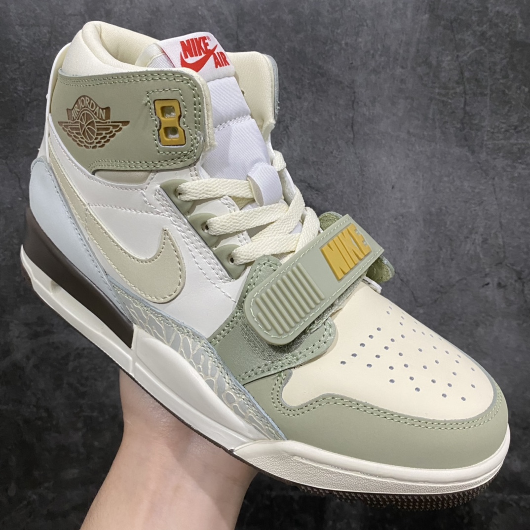 图片[3]-N版最高版 Air Jordan Legacy 312 \”Year of the Rabbit\”nAJ312兔年限定 金兔贺岁n原厂私磨 原厂纸板 原厂盒装 完美走线正确卡色 注意鞋头冲孔那块皮料偏米色 侧面皮料纯白色 两个区域皮料颜色不一样，区别市场错版一样颜色版本 货号：FD9907-111 尺码：36 36.5 37.5 38 38.5 39 40 40.5 41 42 42.5 43 44 44.5 45 46 47.5-莆田鞋批发中心