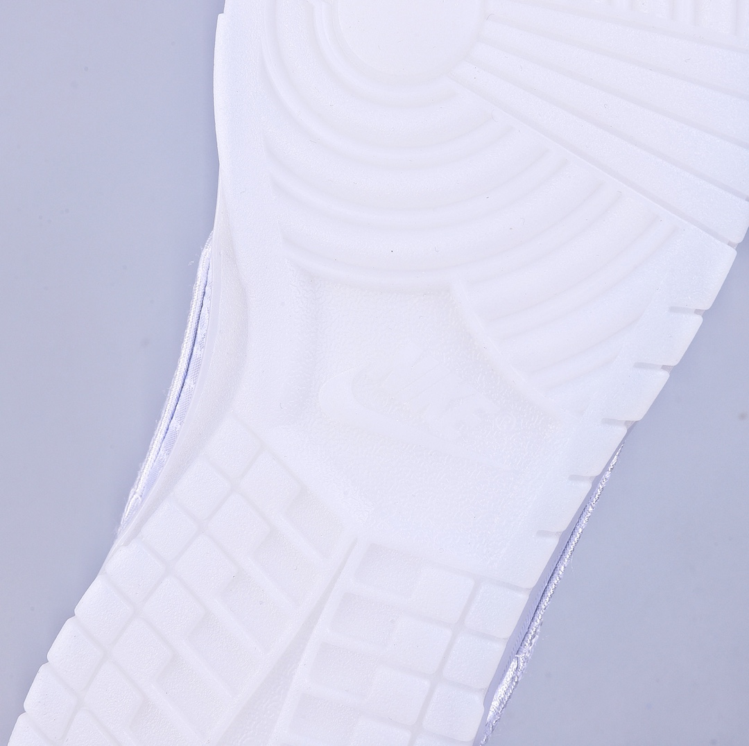 360 YH Fragment Design x CLOT x Nike Dunk Low 三方联名闪电白丝绸 FN0315-110