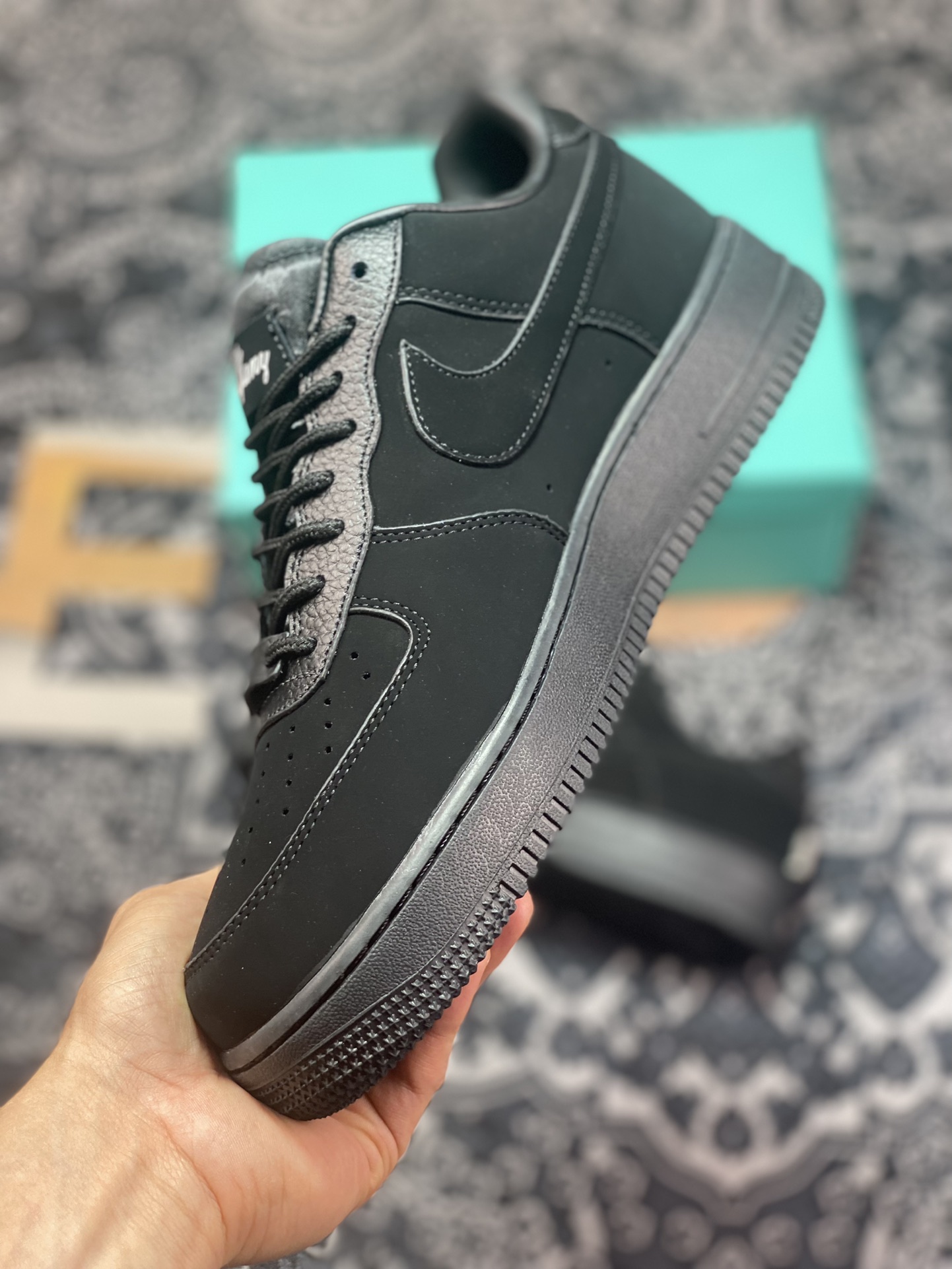 240 Tiffany & Co. x Nike Air Force 1 Low SP"Friends and Family"空军一号板鞋“联名蒂全黑蒂芙尼”DZ1382-005